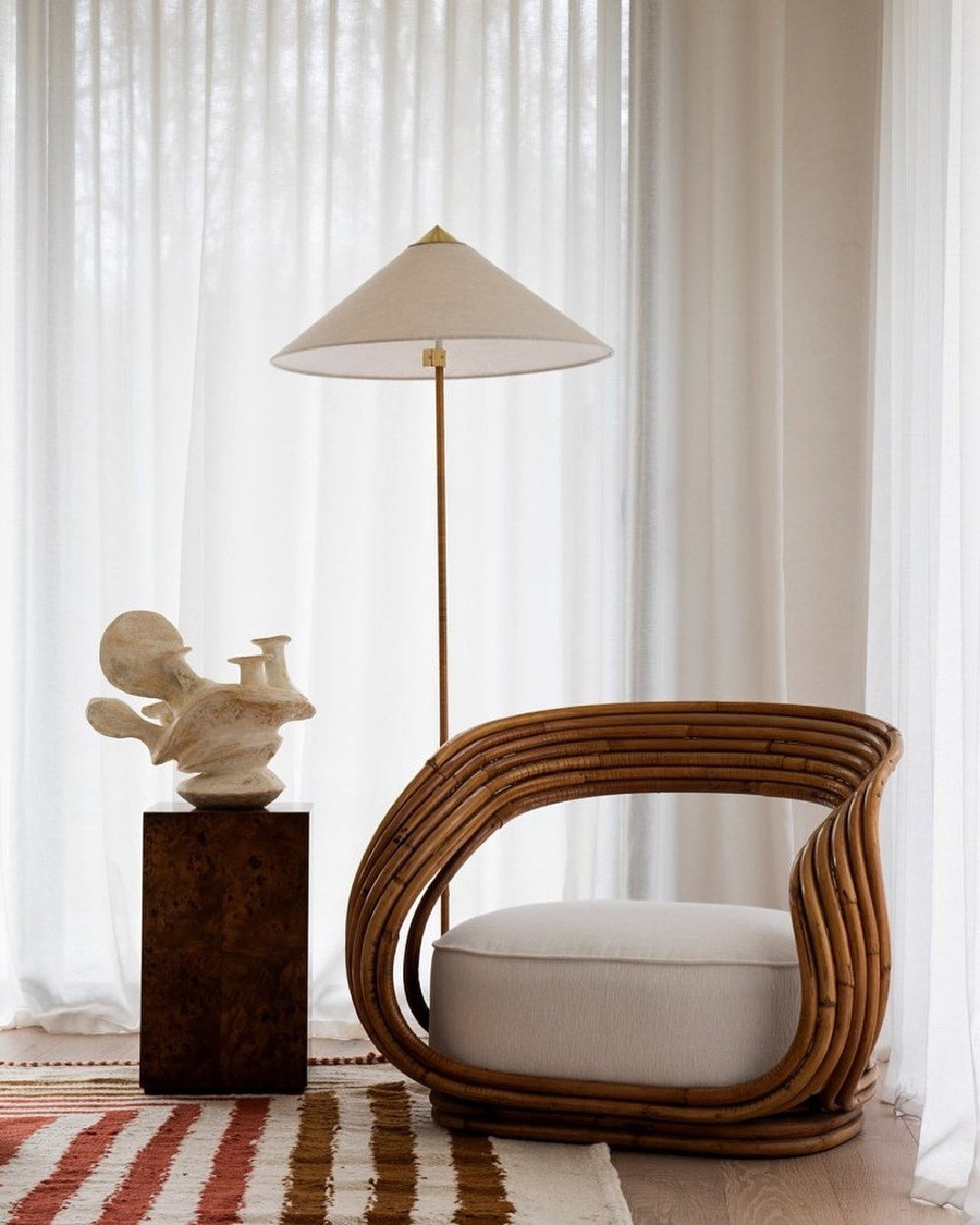 Docor Minimalist Floor Lamp-Neutral Decor