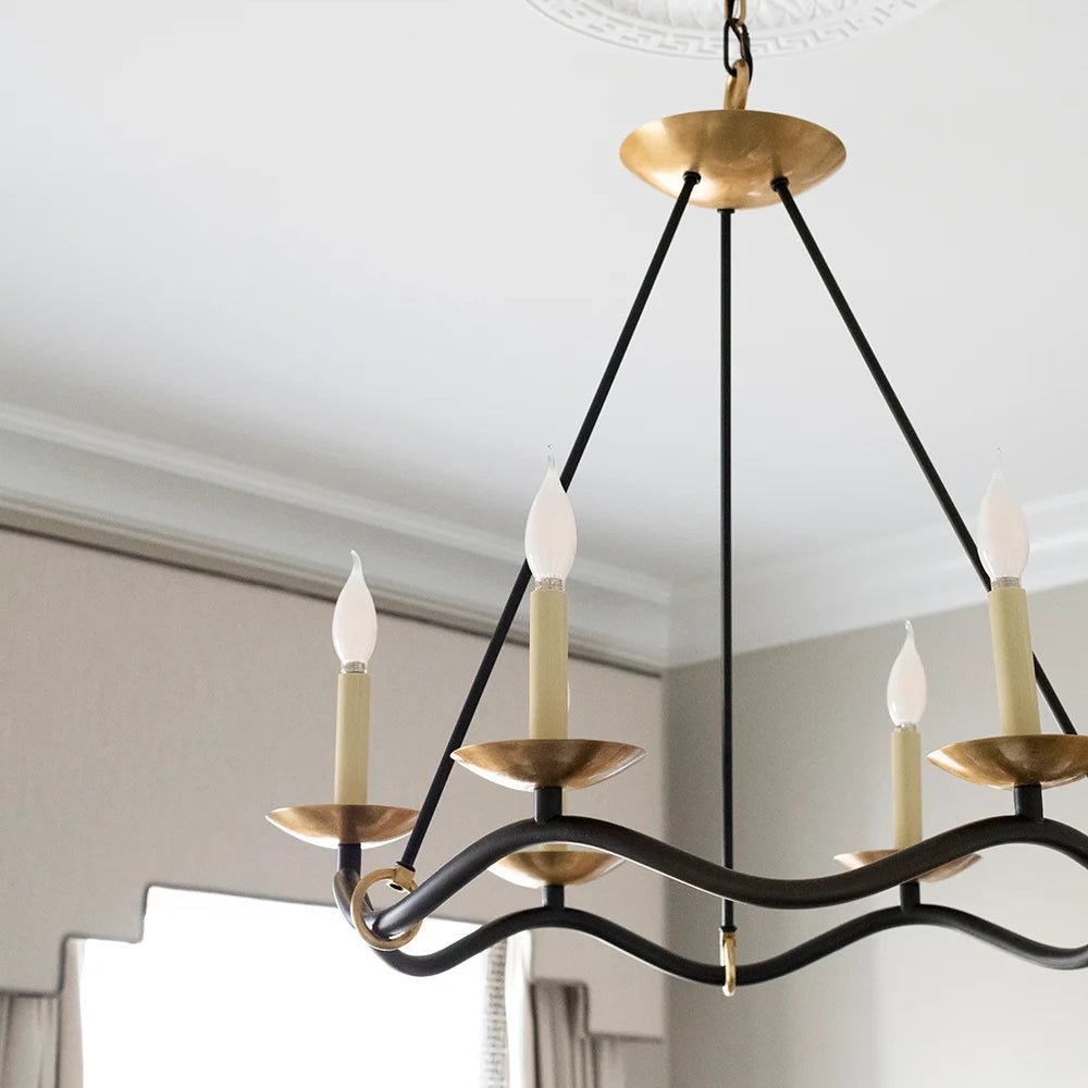 Evenor Elegance Vintage Brass Chandelier-Neutral Decor