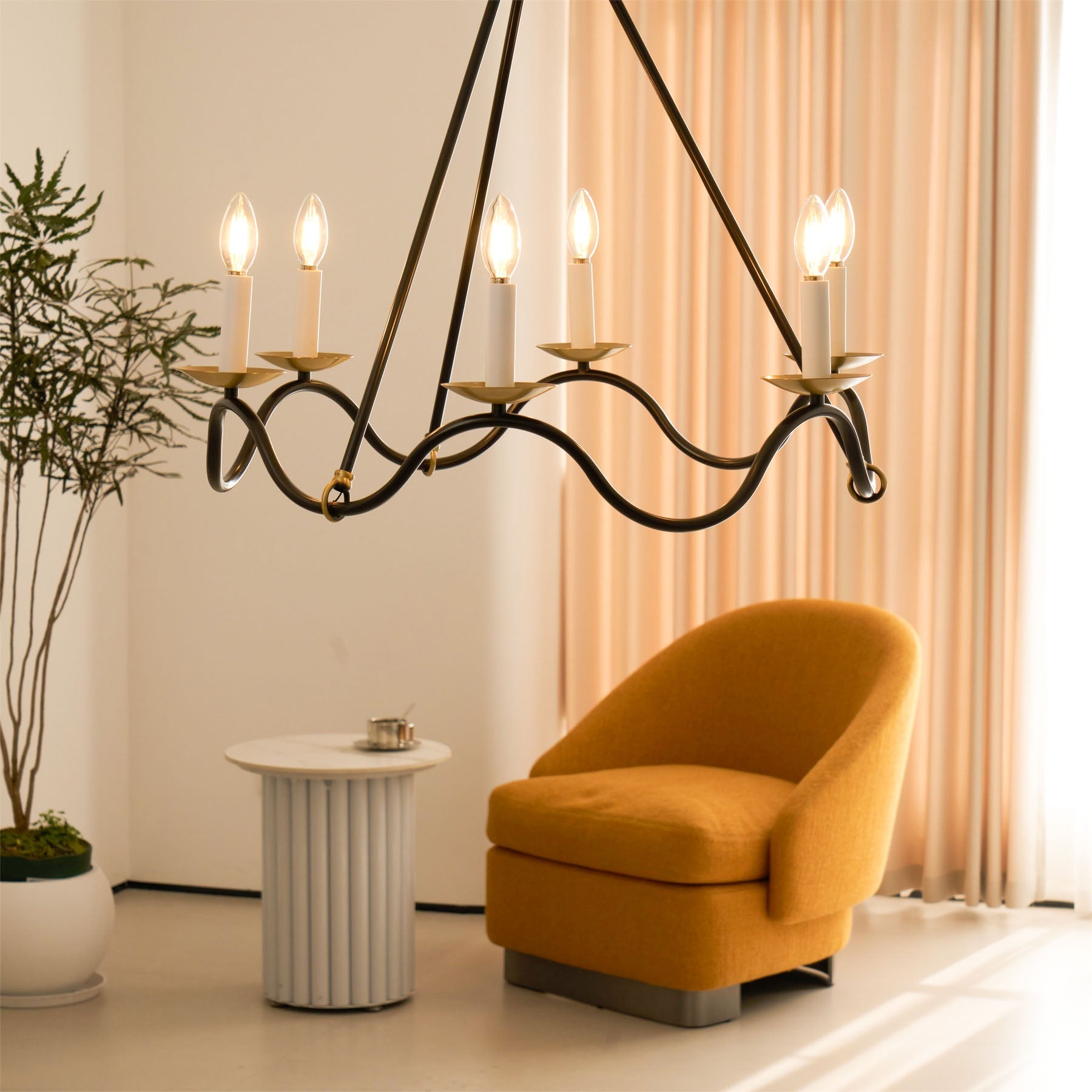 Evenor Elegance Vintage Brass Chandelier-Neutral Decor