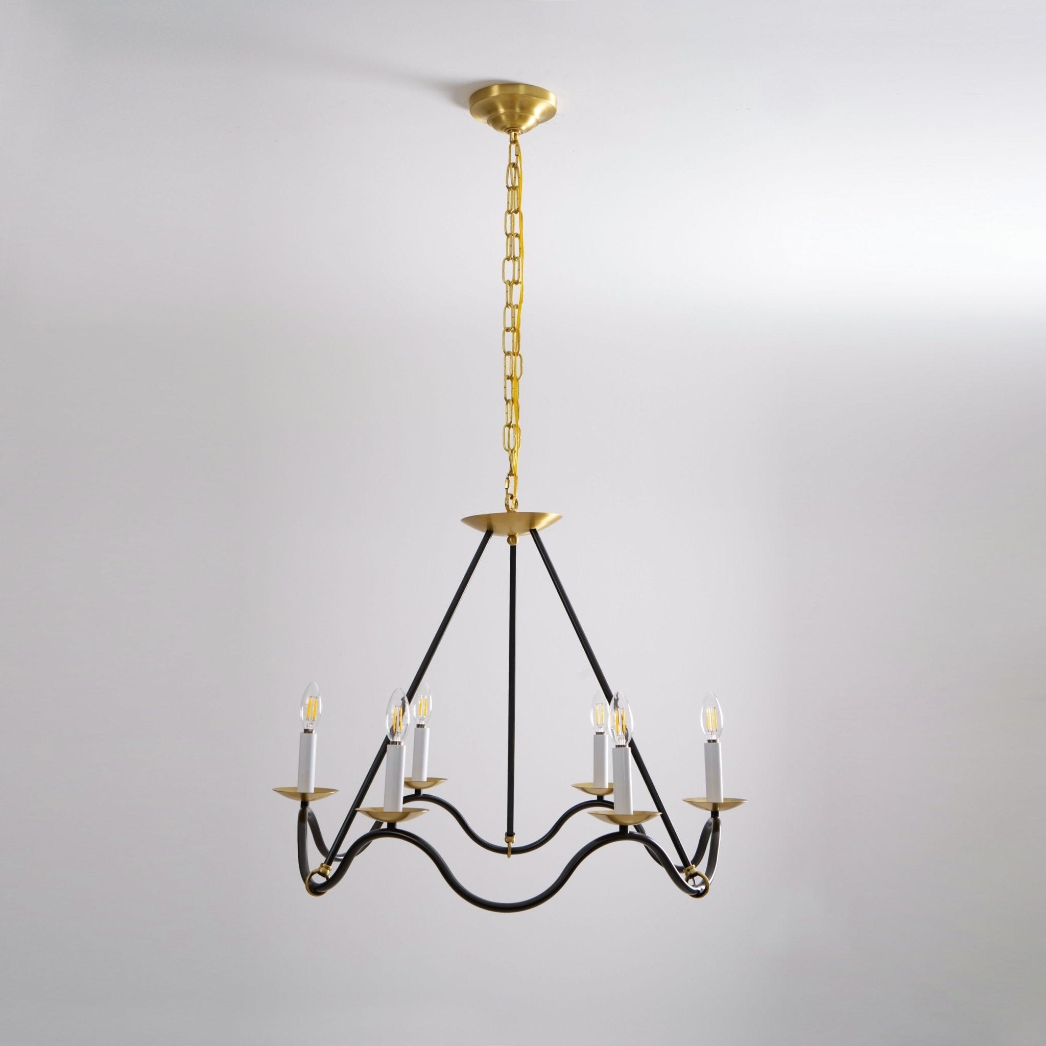 Evenor Elegance Vintage Brass Chandelier-Neutral Decor