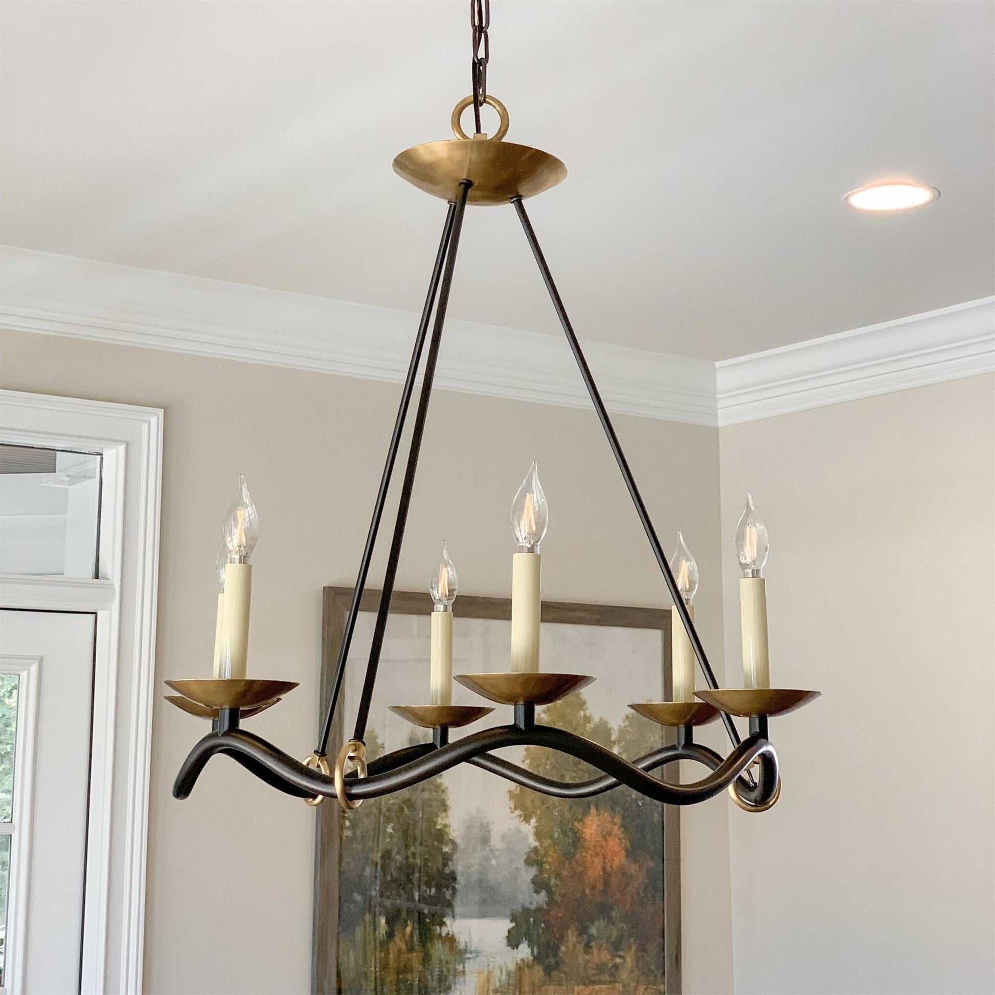 Evenor Elegance Vintage Brass Chandelier-Neutral Decor