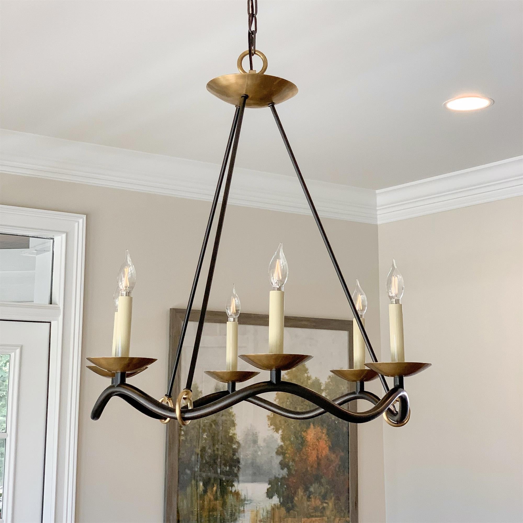 Evenor Elegance Vintage Brass Chandelier-Neutral Decor