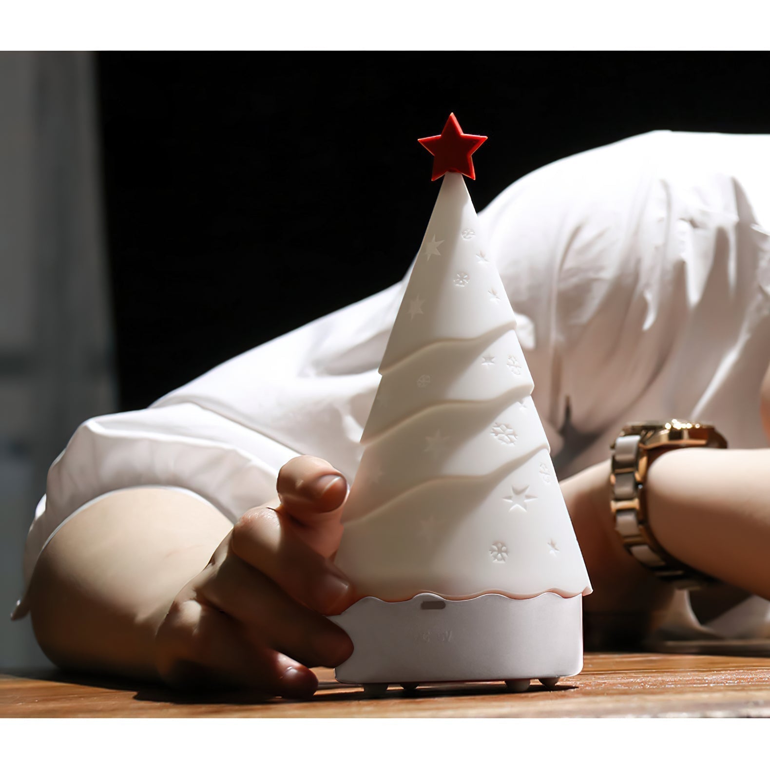 Noelle Night Light (built-in battery)