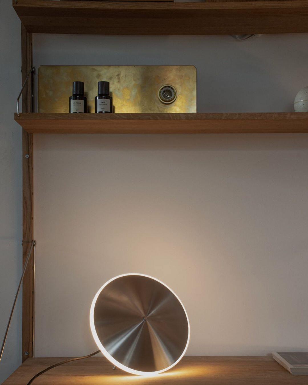 Uvenisra Modern Minimalist Dish Pendant Light-Neutral Decor