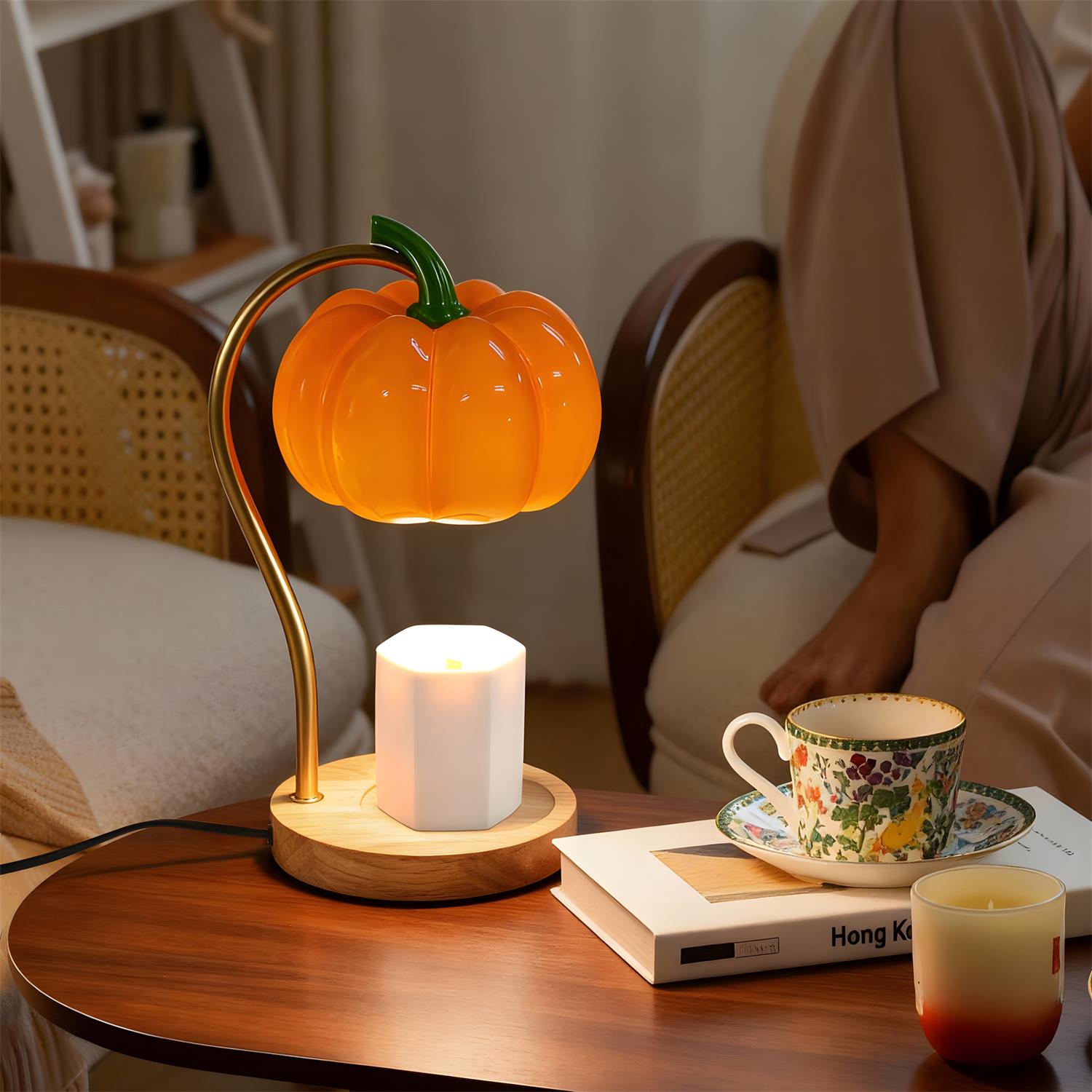Harriet Candle Warmer Lamp