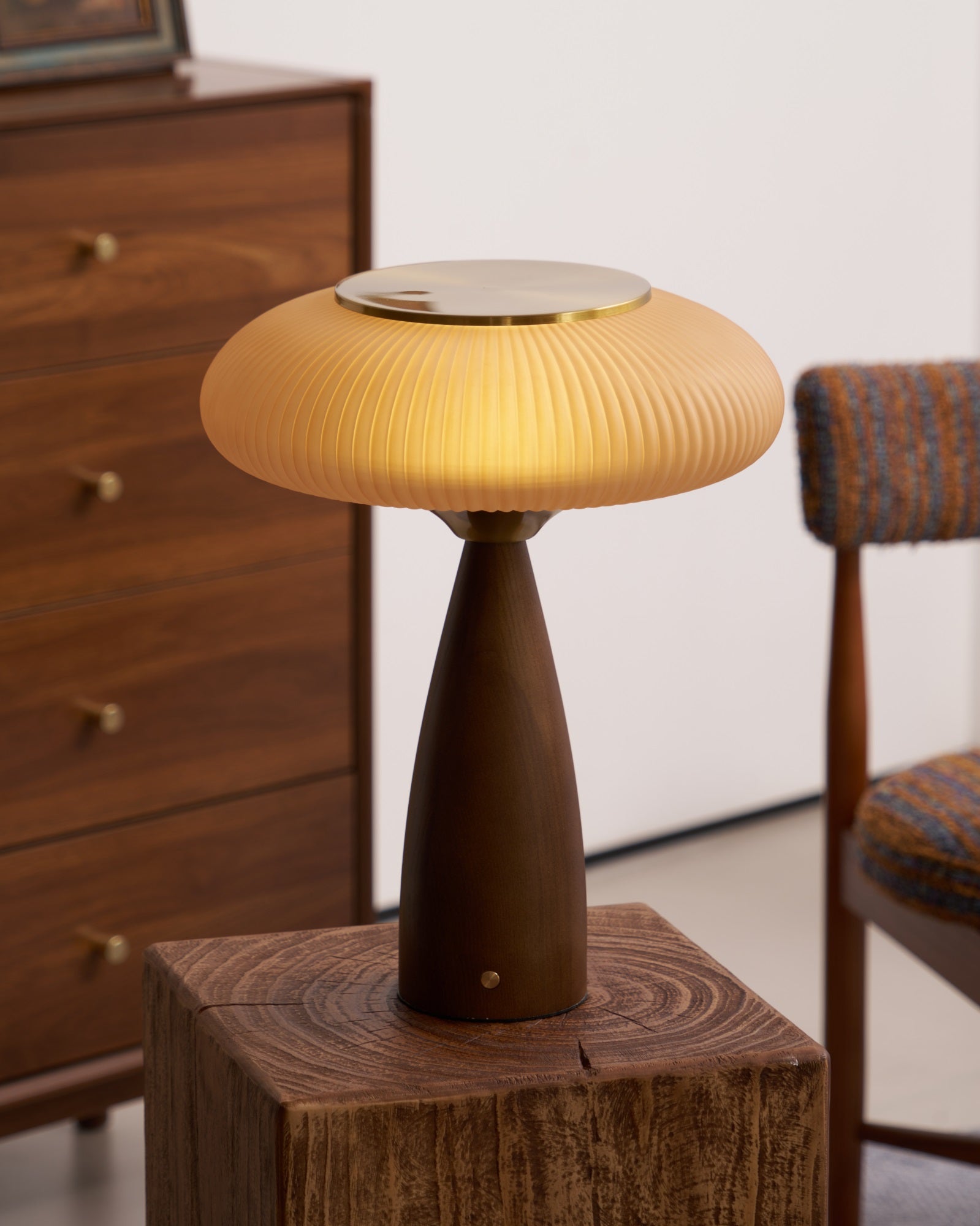 Ebonis Wood Scandinavian Table Lamp-Neutral Decor