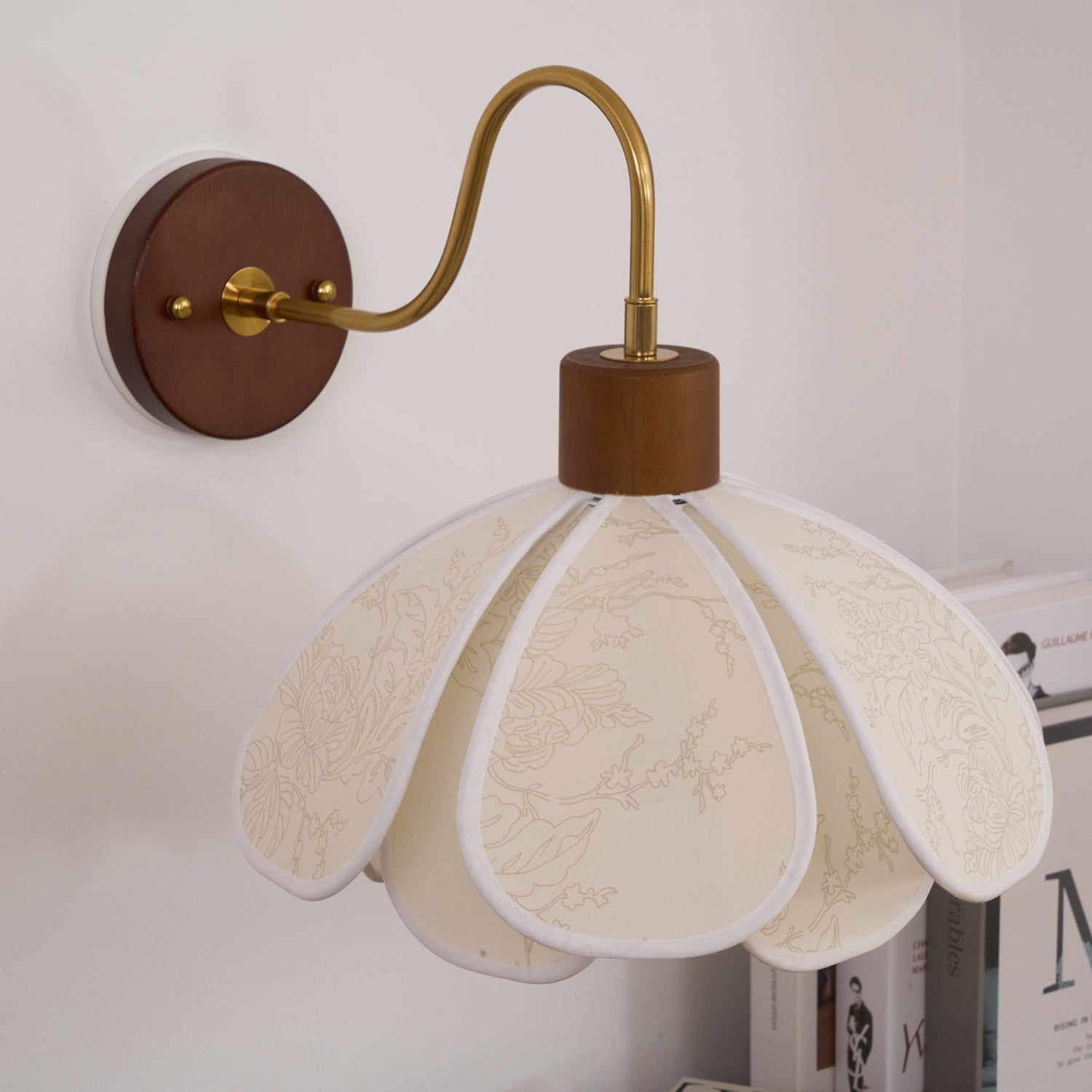 Yuki Wall Lamp Floral Wood Fabirc - Neutralighting