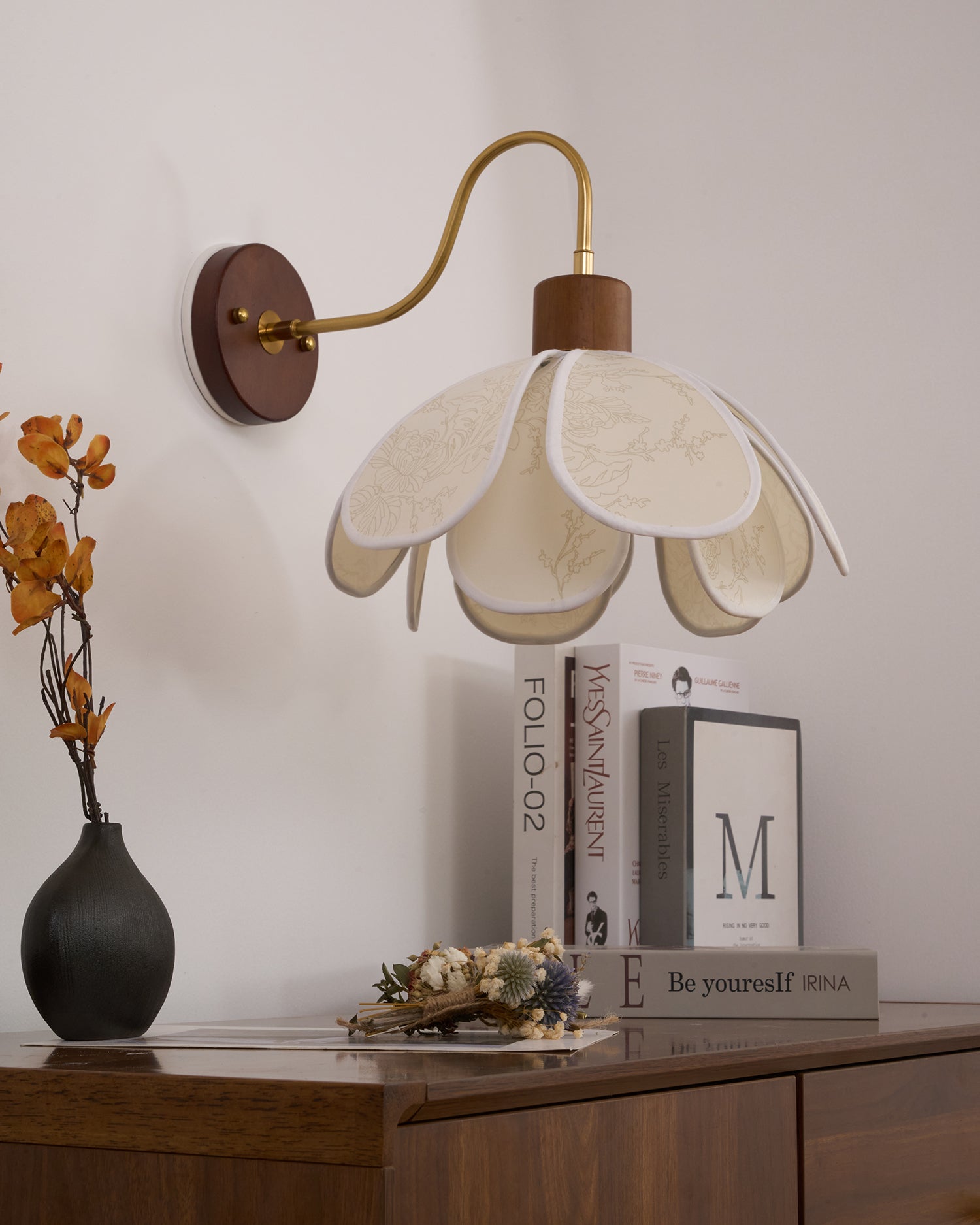 Florayne Vintage Floral Glass Wall Lamp