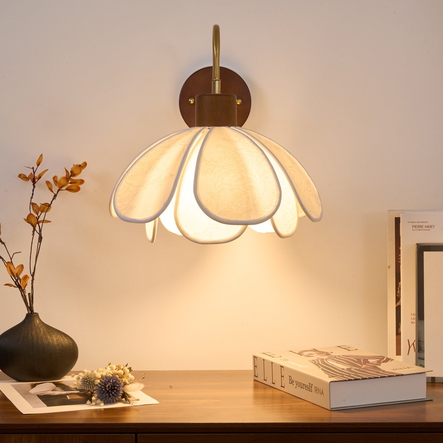 Yuki Wall Lamp Floral Wood Fabirc - Neutralighting