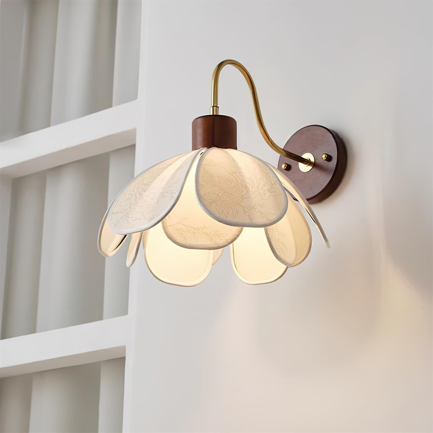 Florayne Vintage Floral Glass Wall Lamp