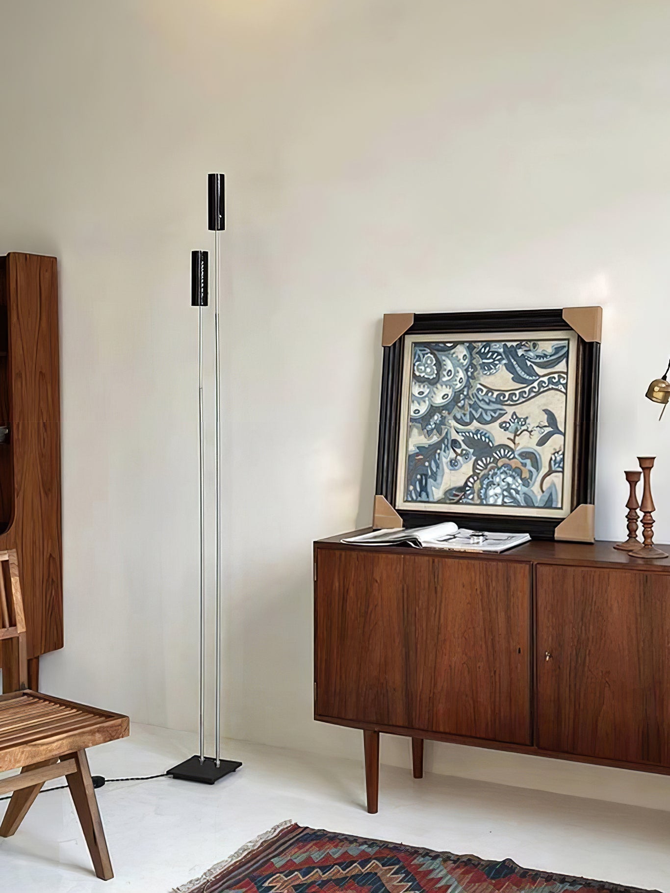 Telum Minimalist Black Floor Lamp-Neutral Decor