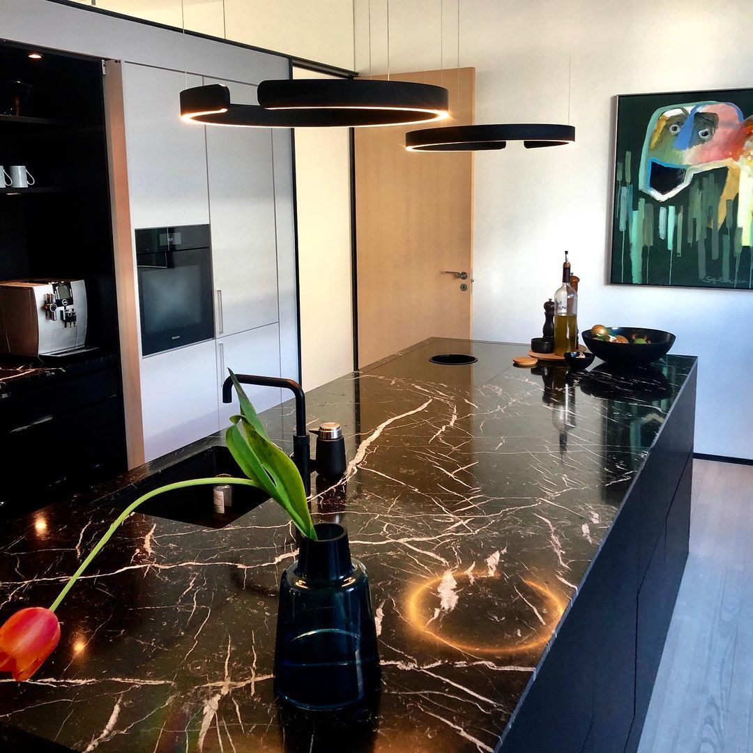 Frixx Modern Minimalist Chandelier-Neutral Decor