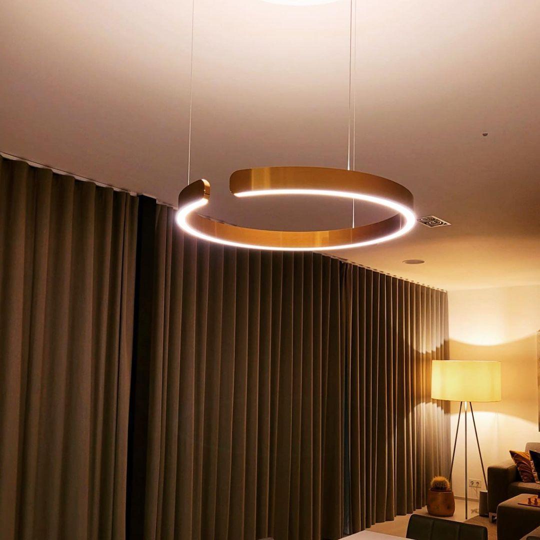 Frixx Modern Minimalist Chandelier-Neutral Decor