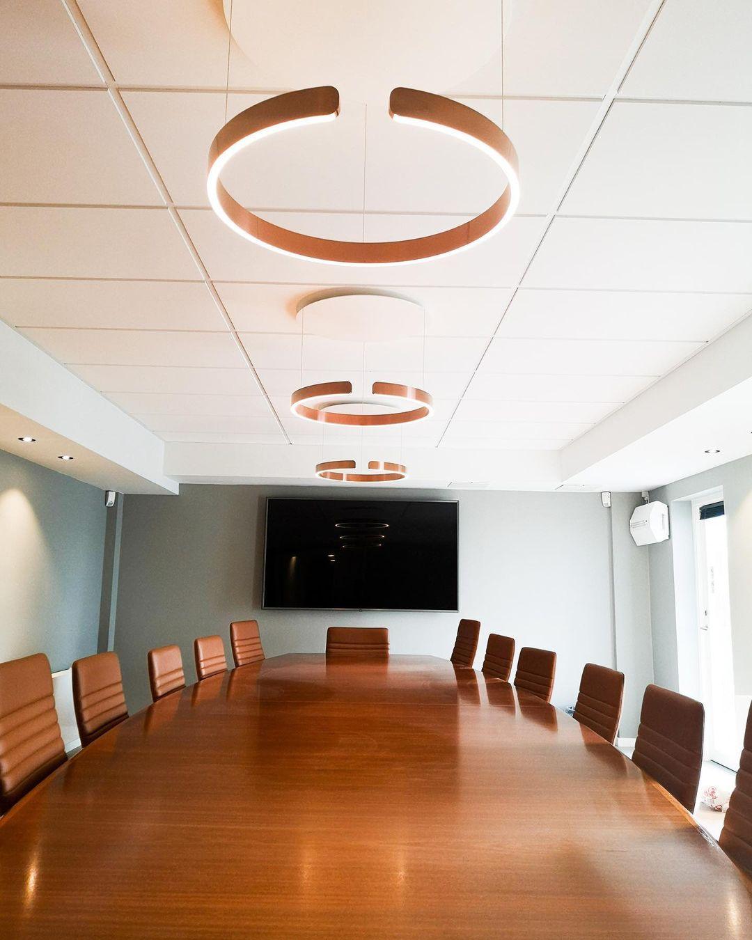 Frixx Modern Minimalist Chandelier-Neutral Decor