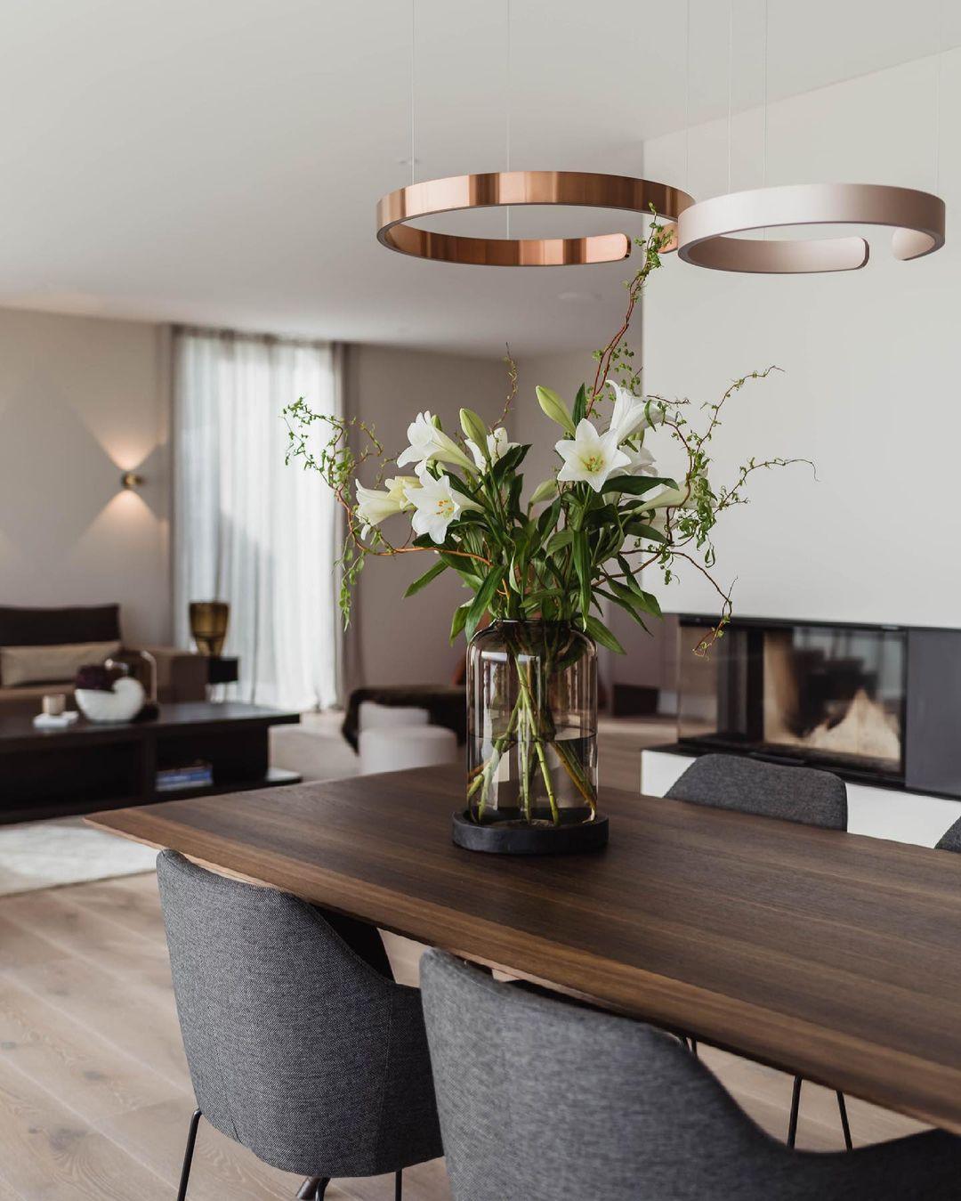 Frixx Modern Minimalist Chandelier-Neutral Decor