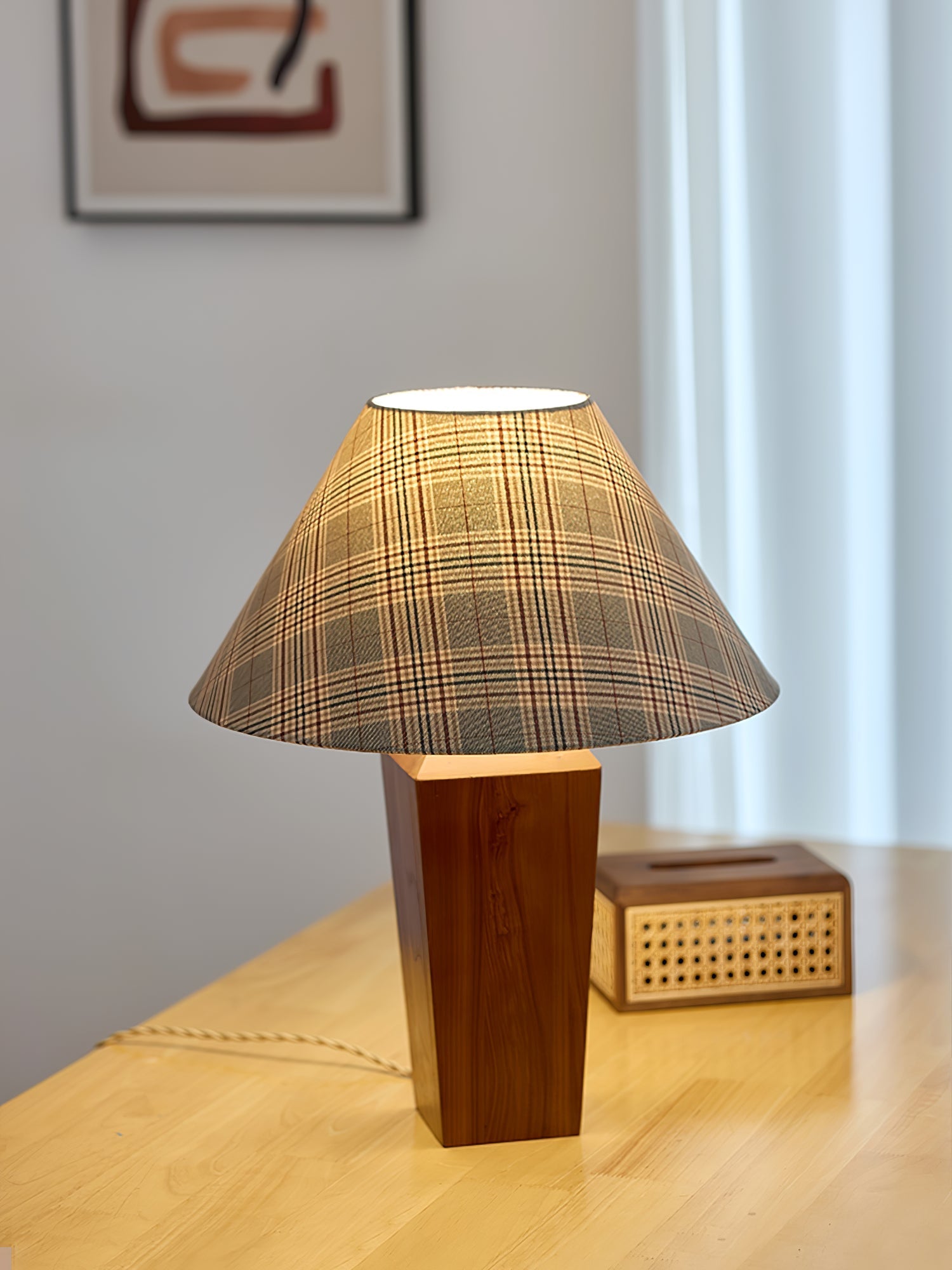 Wokel Minimalist Wood Table Lamp-Neutral Decor