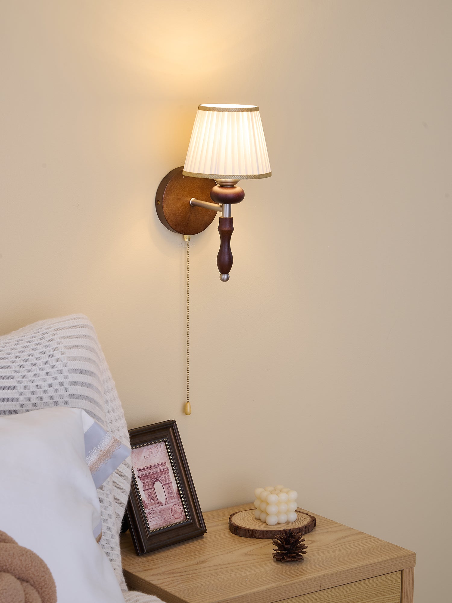 Eshae Premium Nordic Art Fabric Wood Wall Lamp-Neutral Decor
