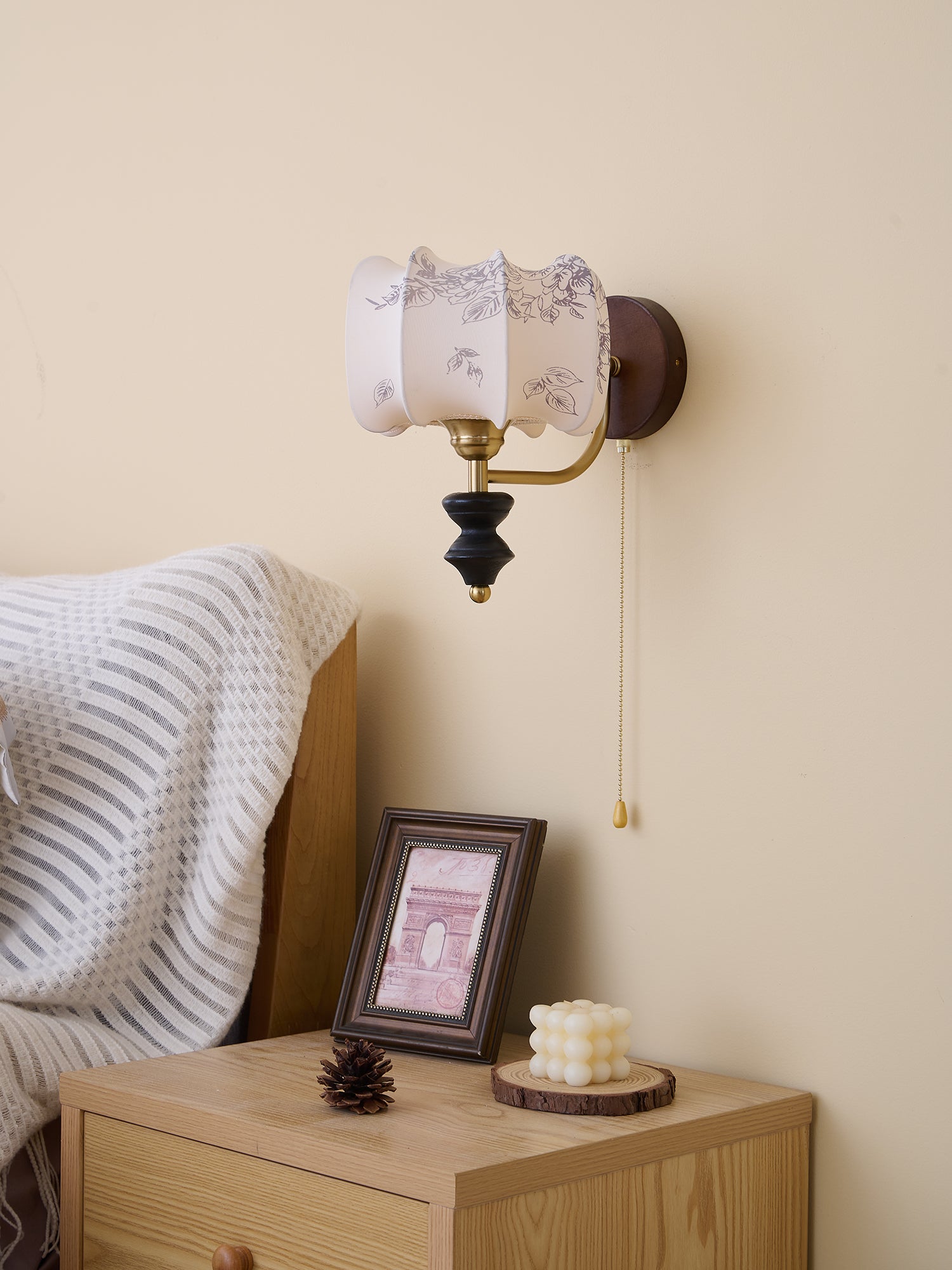 Eshae Premium Nordic Art Fabric Wood Wall Lamp-Neutral Decor