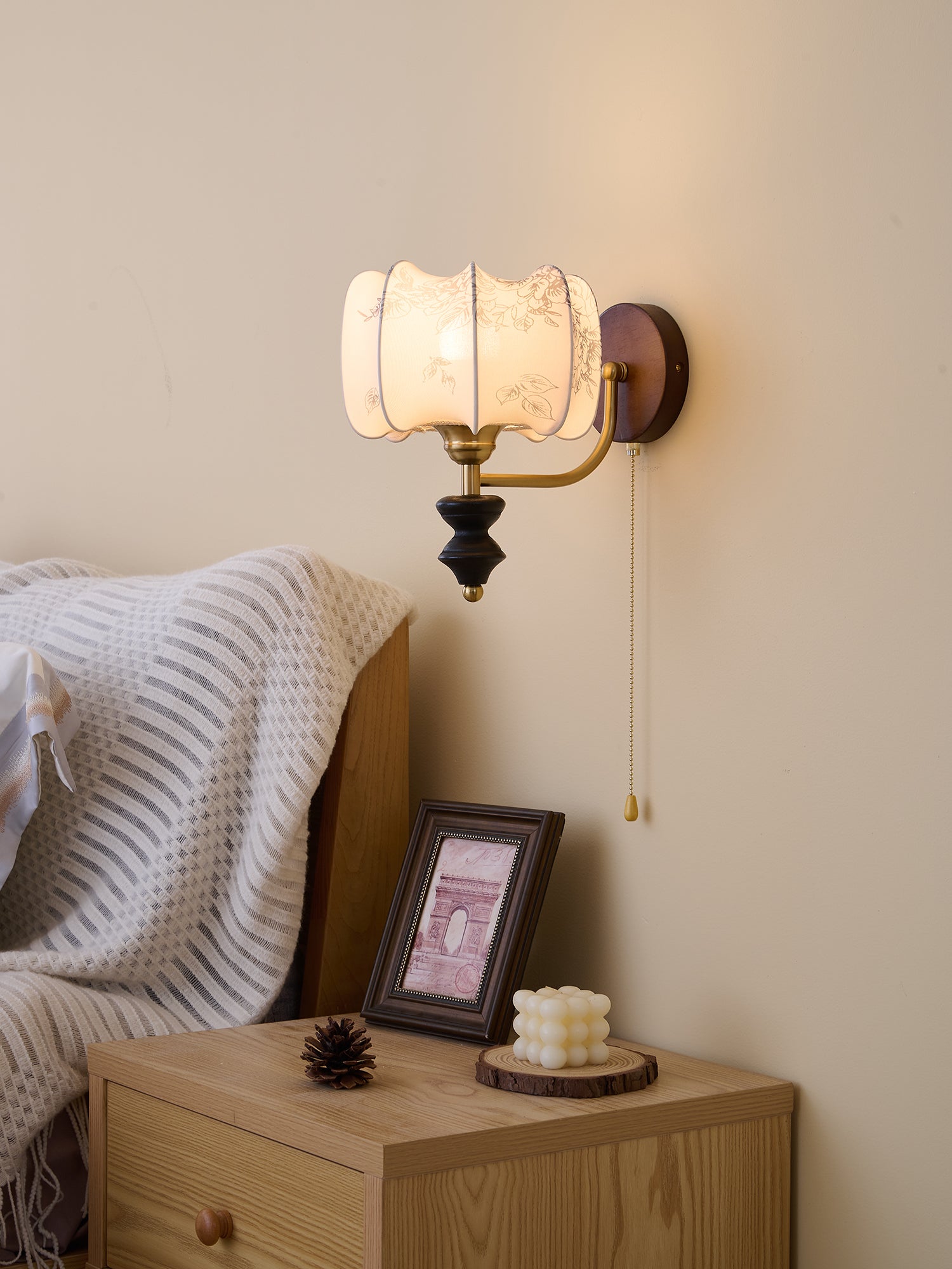Eshae Premium Nordic Art Fabric Wood Wall Lamp-Neutral Decor