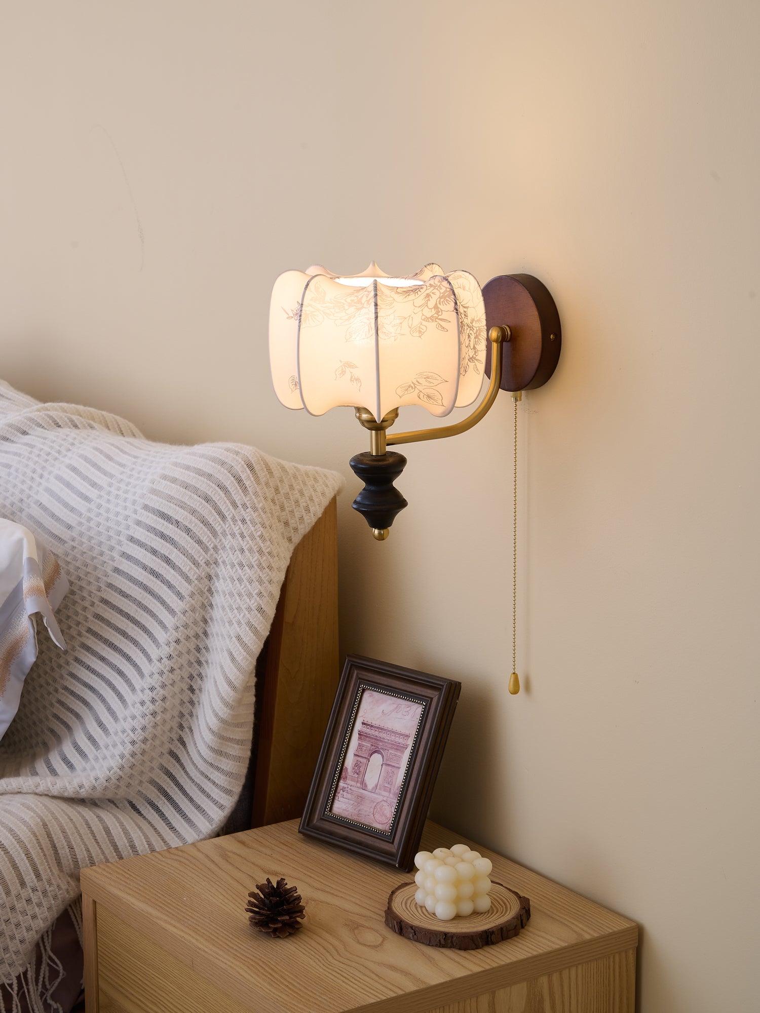 Eshae Premium Nordic Art Fabric Wood Wall Lamp-Neutral Decor