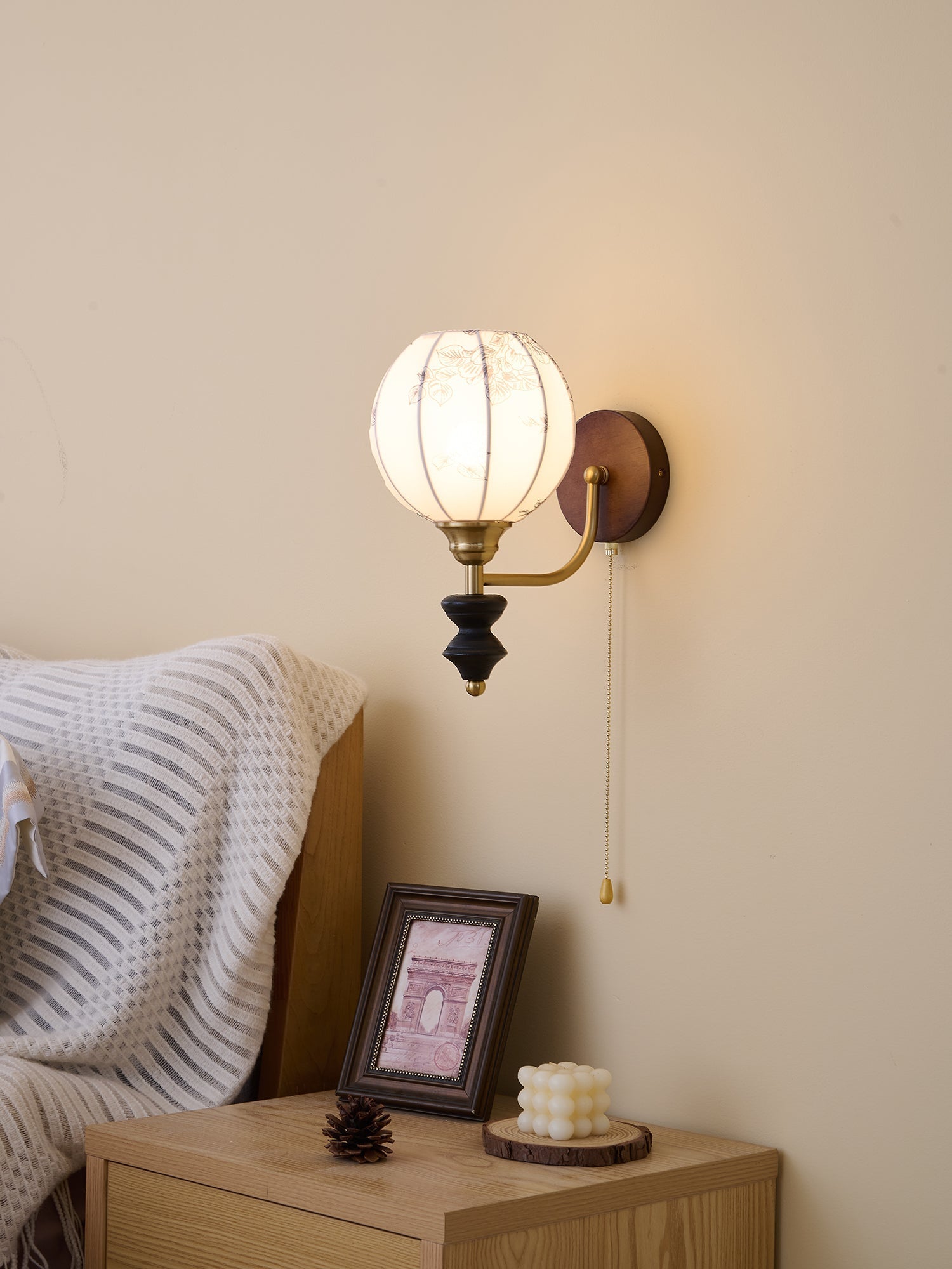 Eshae Premium Nordic Art Fabric Wood Wall Lamp-Neutral Decor