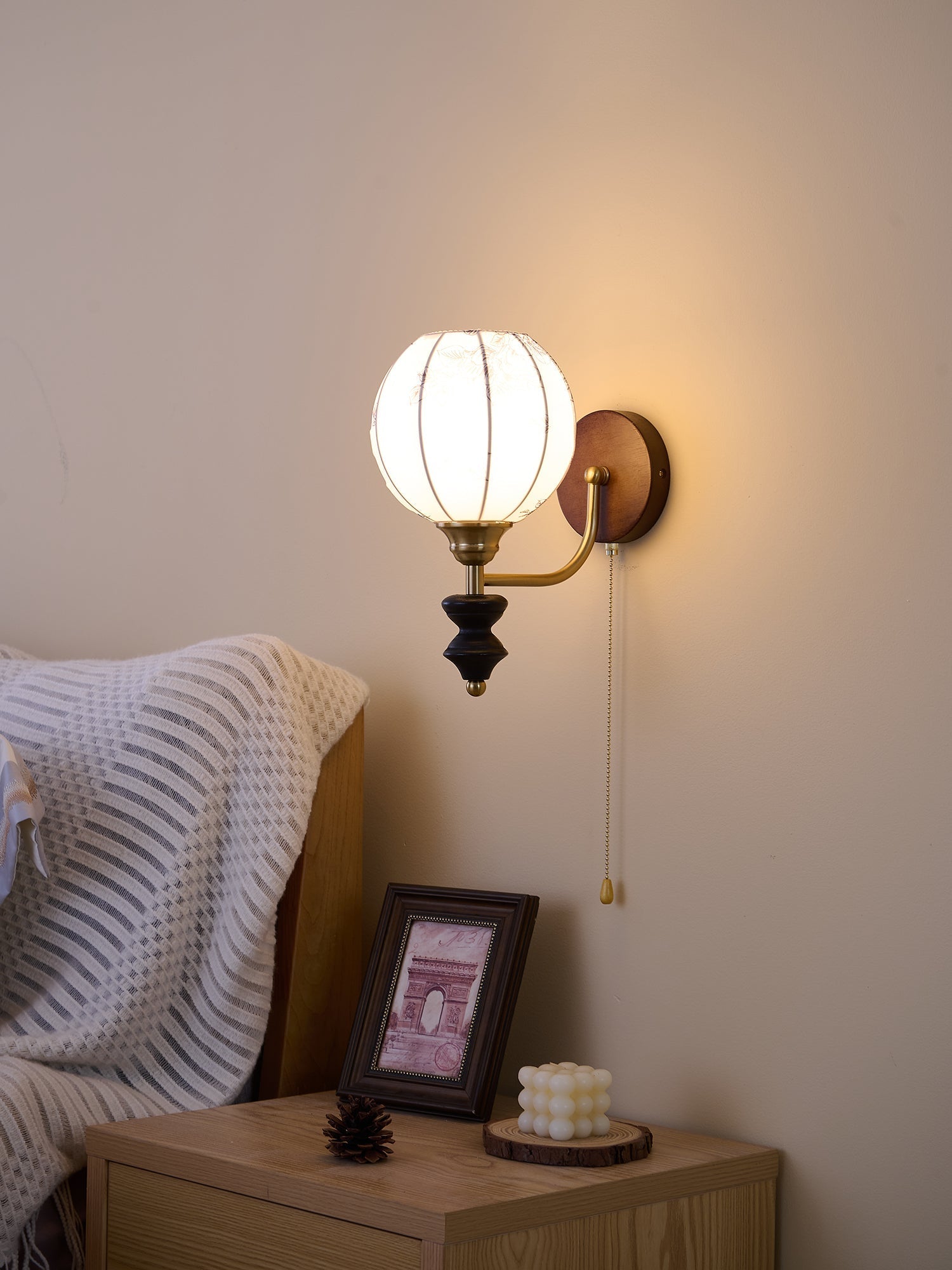 Eshae Premium Nordic Art Fabric Wood Wall Lamp-Neutral Decor