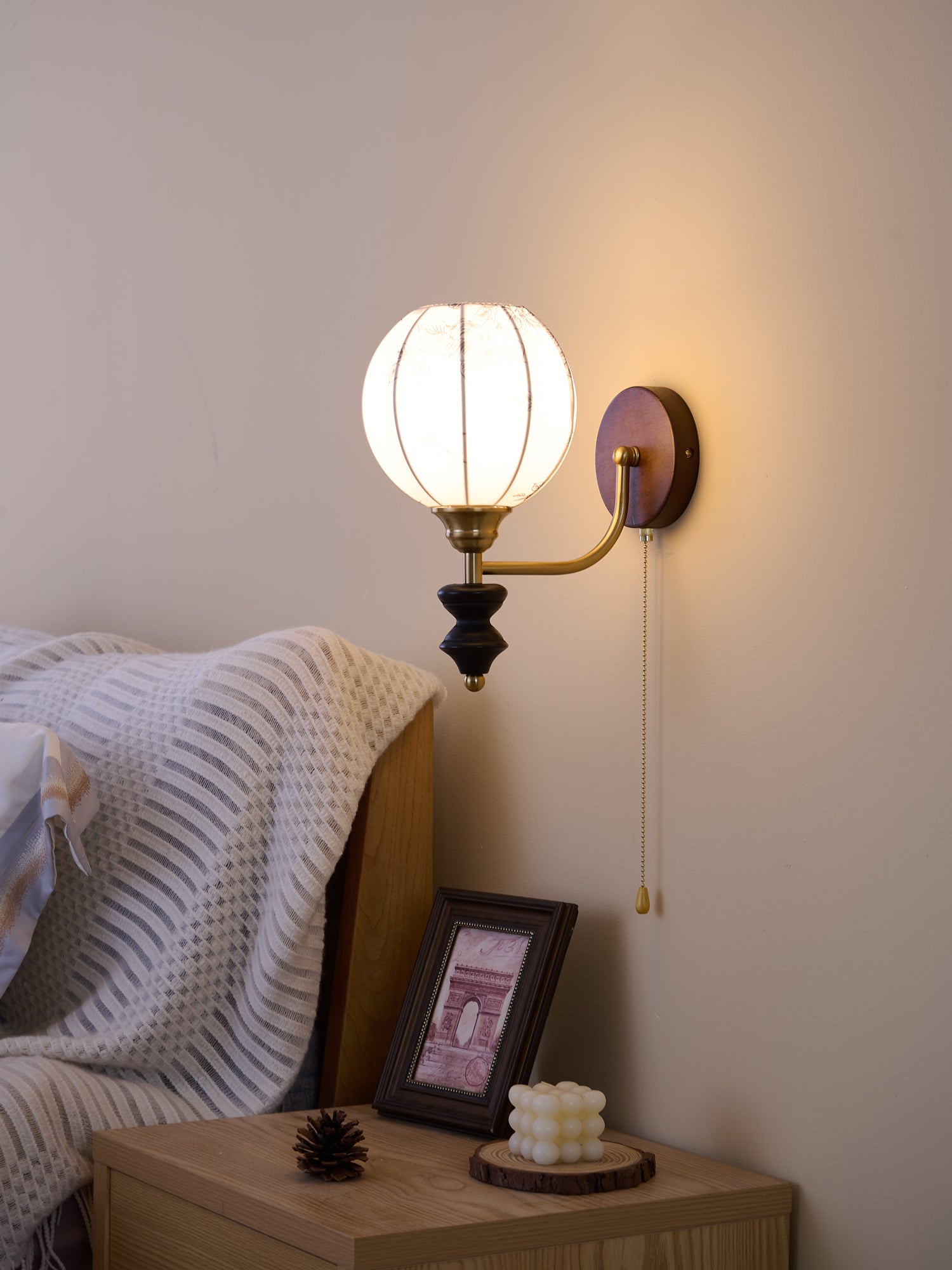 Eshae Premium Nordic Art Fabric Wood Wall Lamp-Neutral Decor