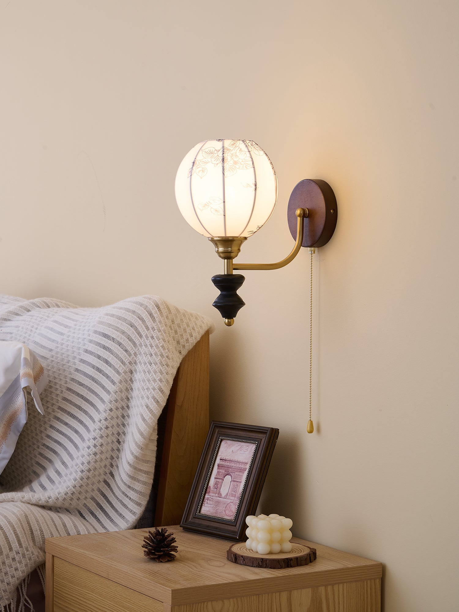 Eshae Premium Nordic Art Fabric Wood Wall Lamp-Neutral Decor