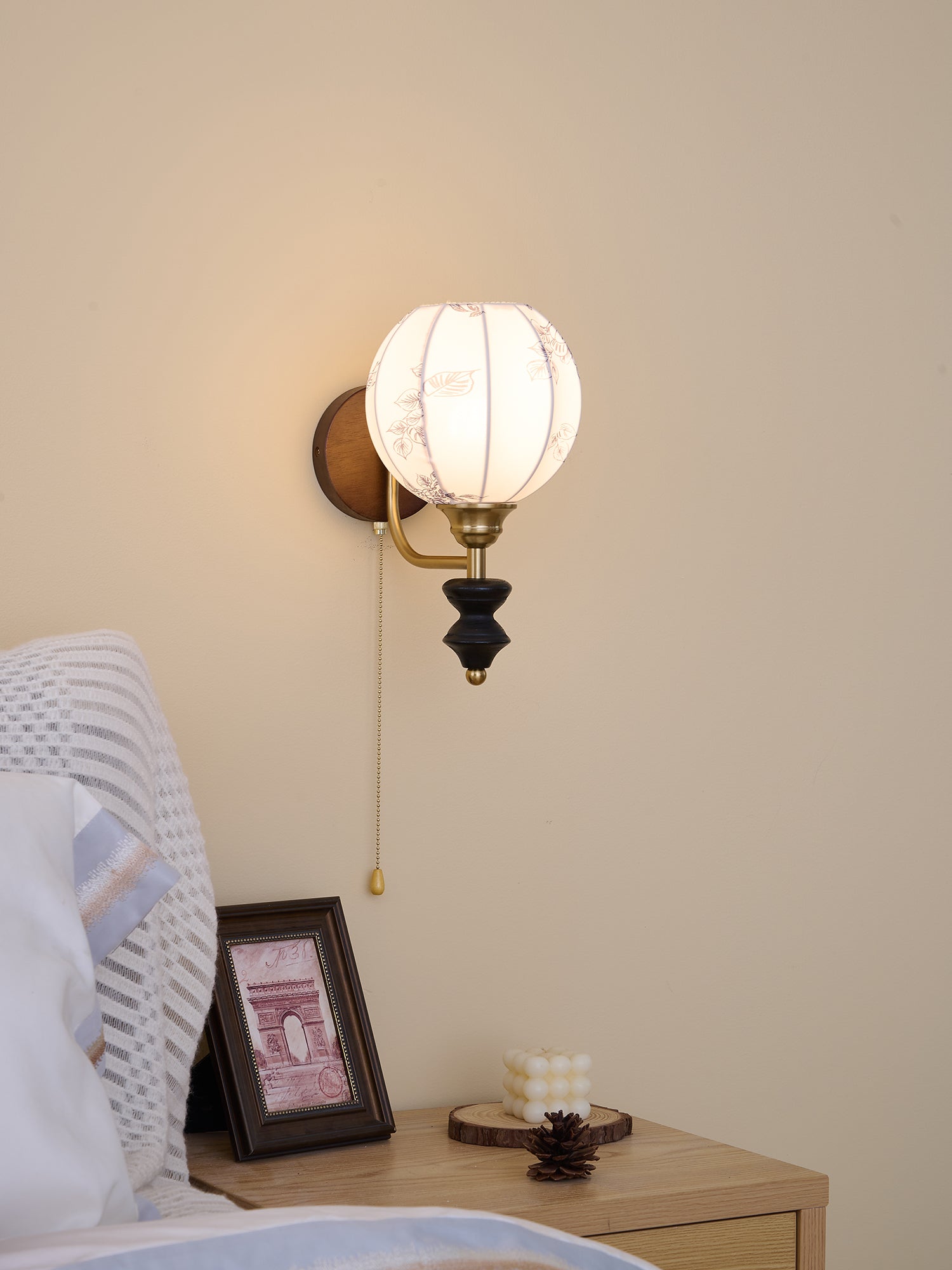 Eshae Premium Nordic Art Fabric Wood Wall Lamp-Neutral Decor