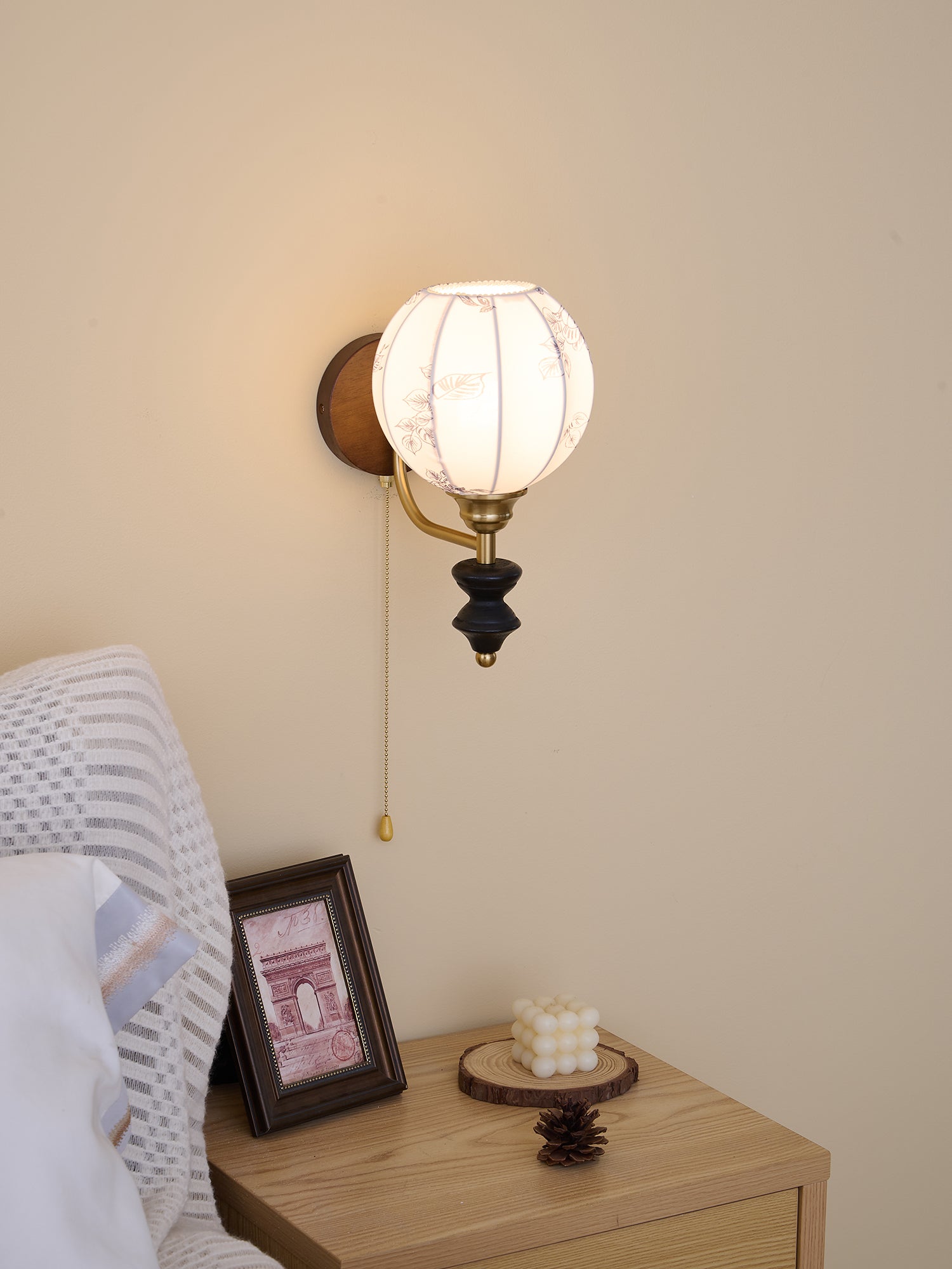 Eshae Premium Nordic Art Fabric Wood Wall Lamp-Neutral Decor