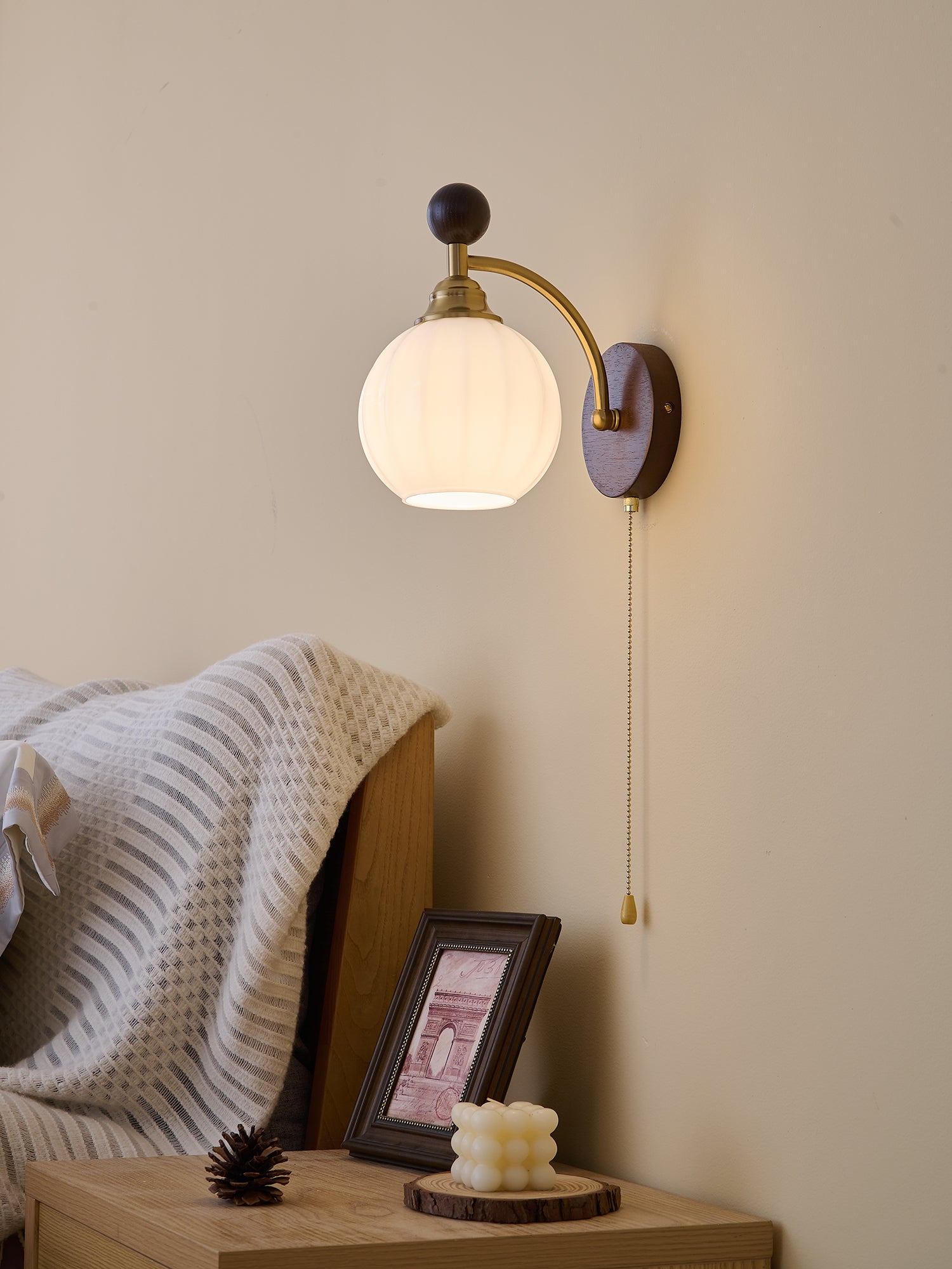 Eshae Premium Nordic Art Fabric Wood Wall Lamp-Neutral Decor
