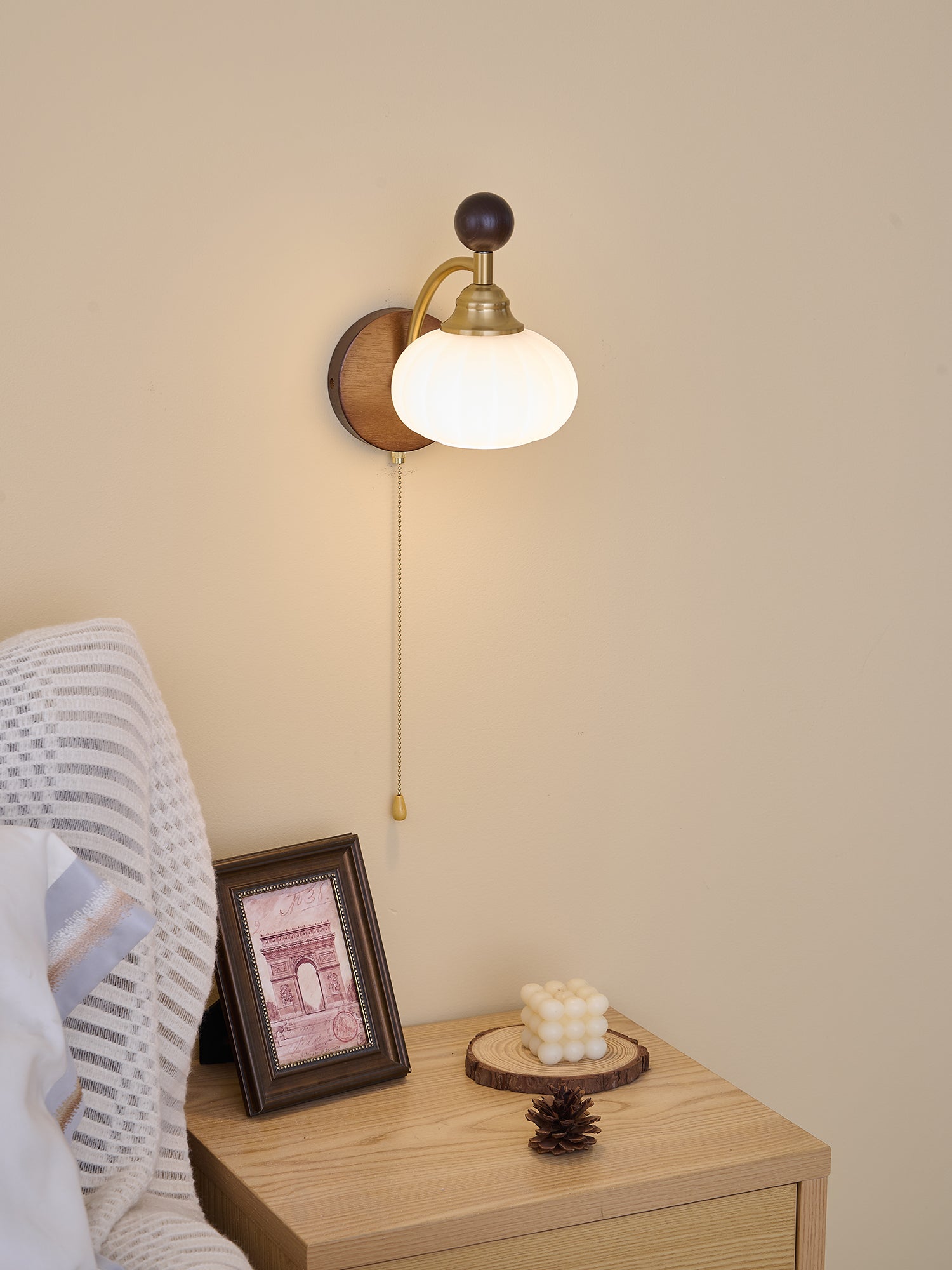 Eshae Premium Nordic Art Fabric Wood Wall Lamp-Neutral Decor
