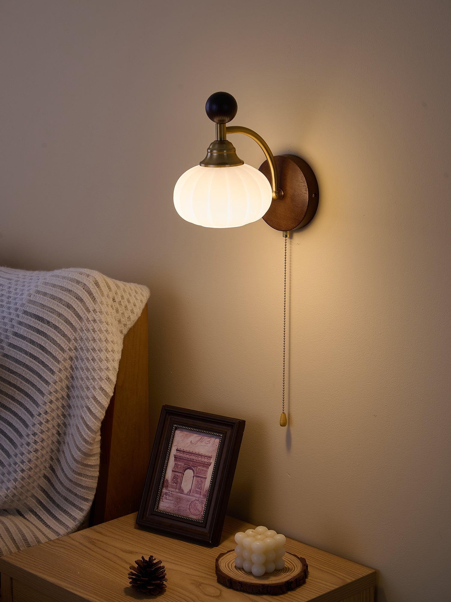 Eshae Premium Nordic Art Fabric Wood Wall Lamp-Neutral Decor