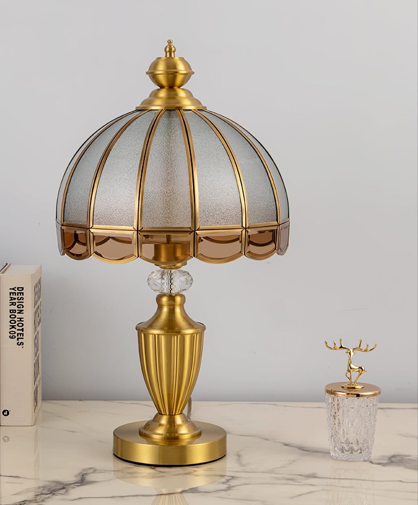 Opaline Glass Classic Table Lamp-Neutral Decor