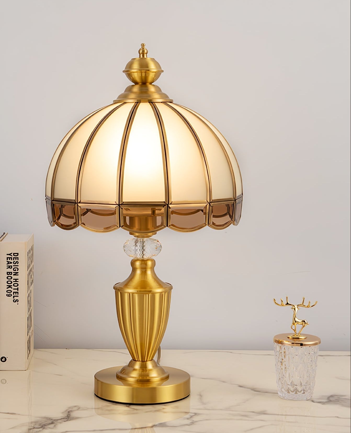 Opaline Glass Classic Table Lamp-Neutral Decor