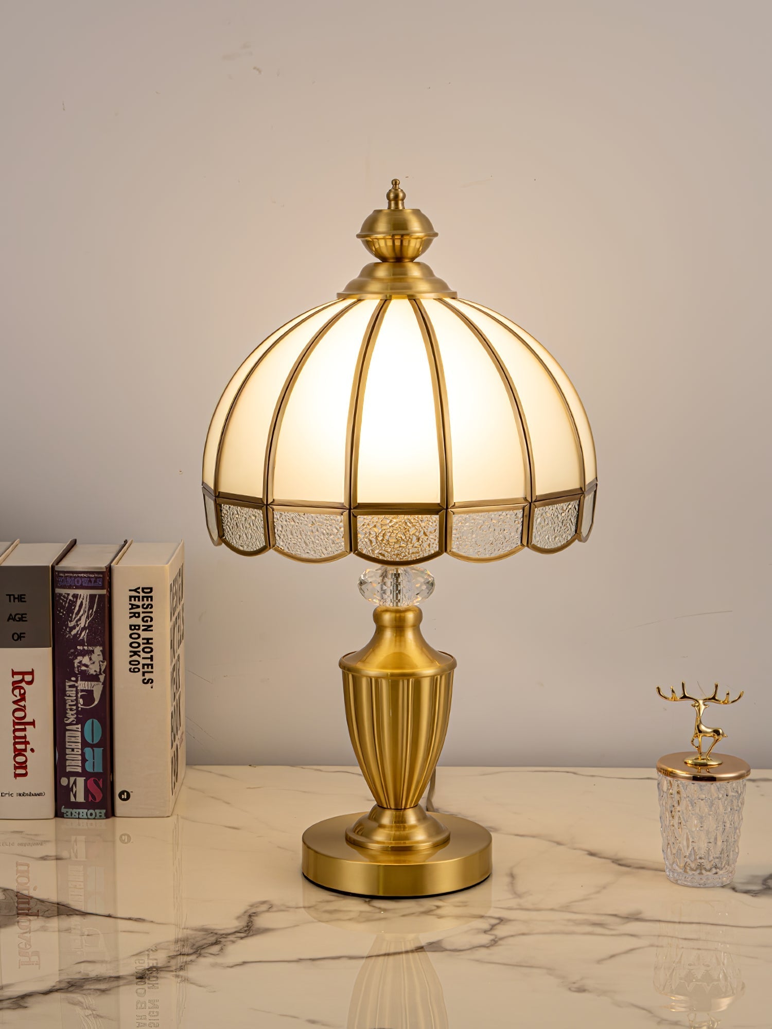 Opaline Glass Classic Table Lamp-Neutral Decor