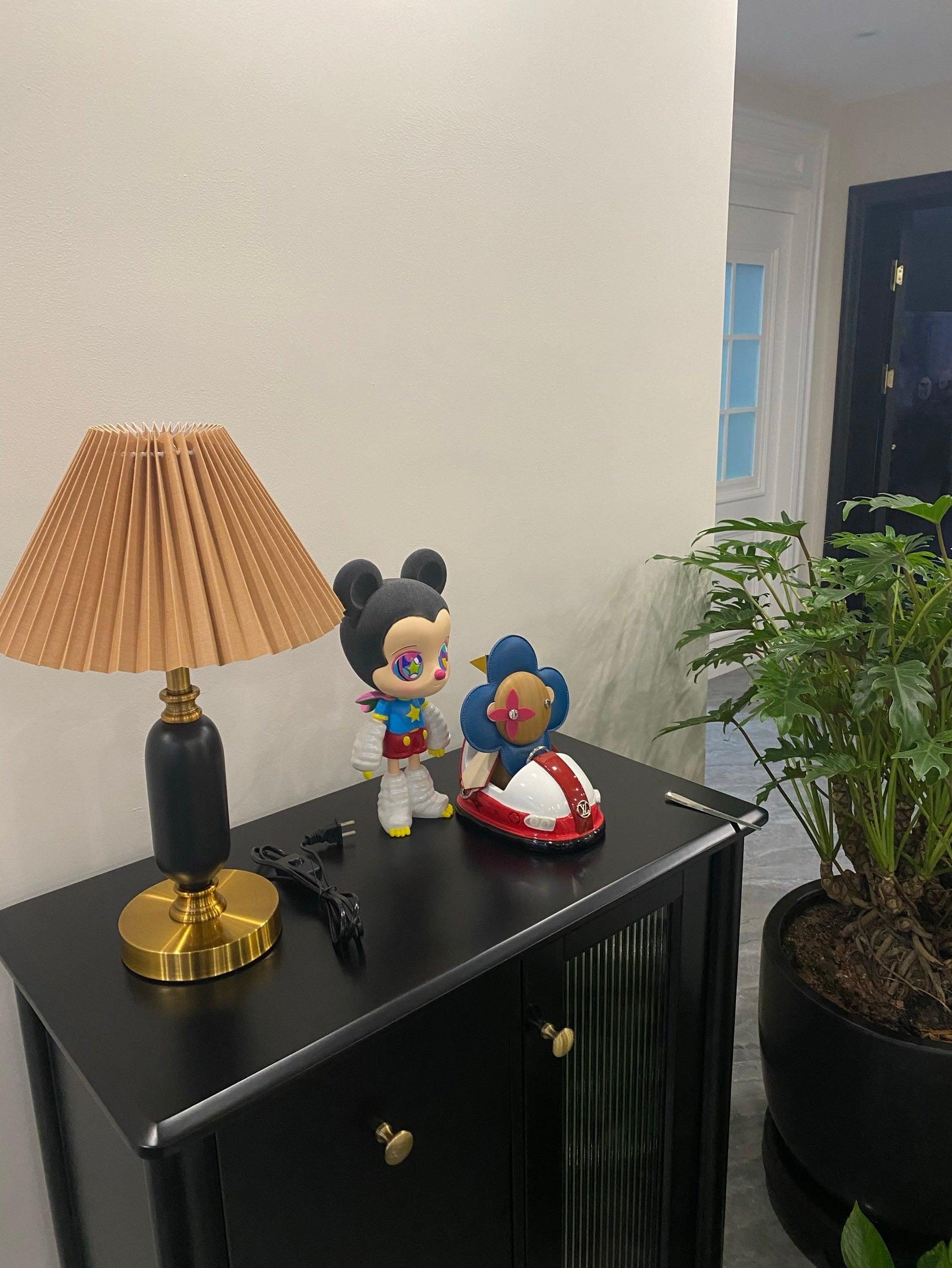 Aurmarila Fabric Table Lamp-Neutral Decor