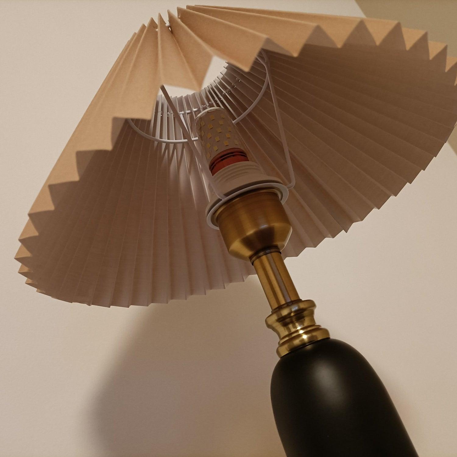 Aurmarila Fabric Table Lamp-Neutral Decor