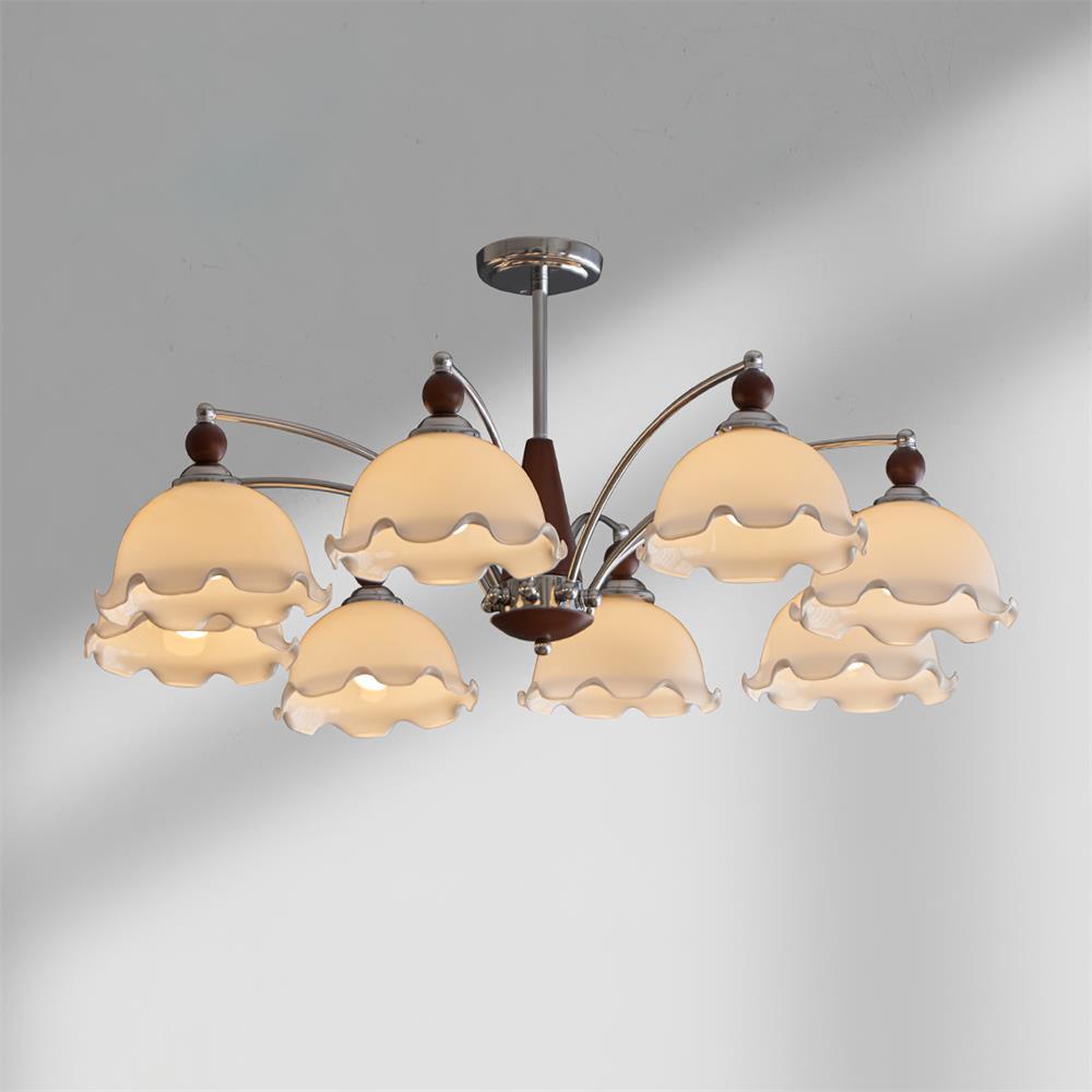 Della Chandelier