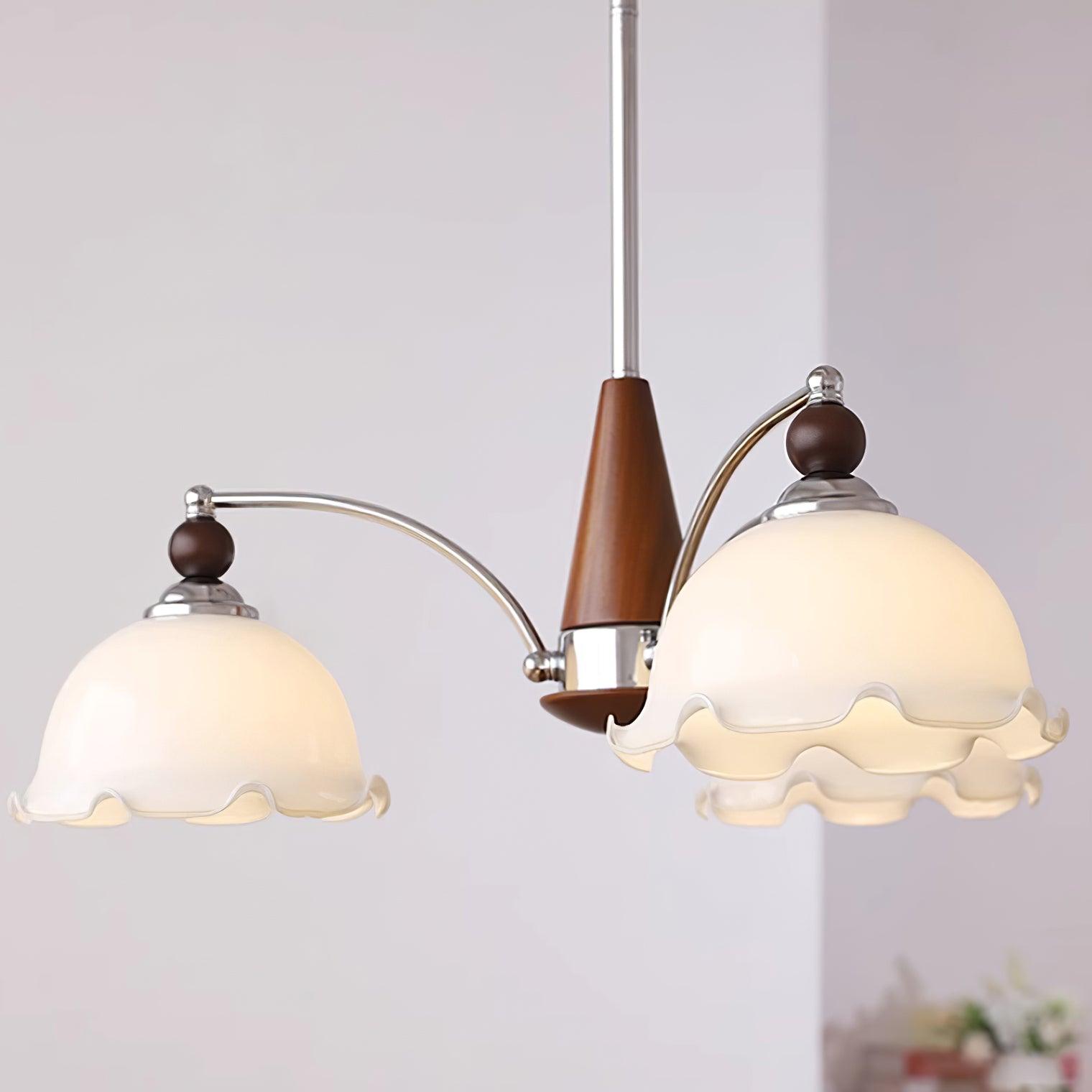 Della Chandelier