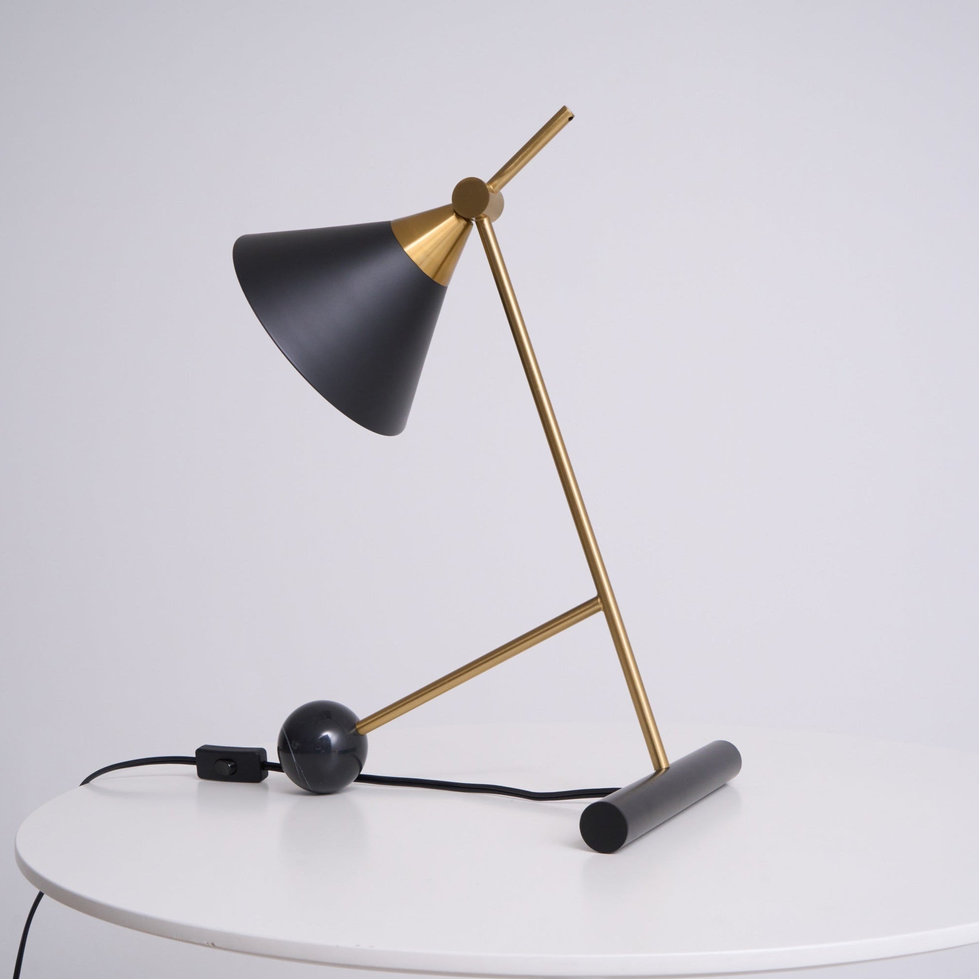 Avelo Marble Geometric Table Lamp-Neutral Decor