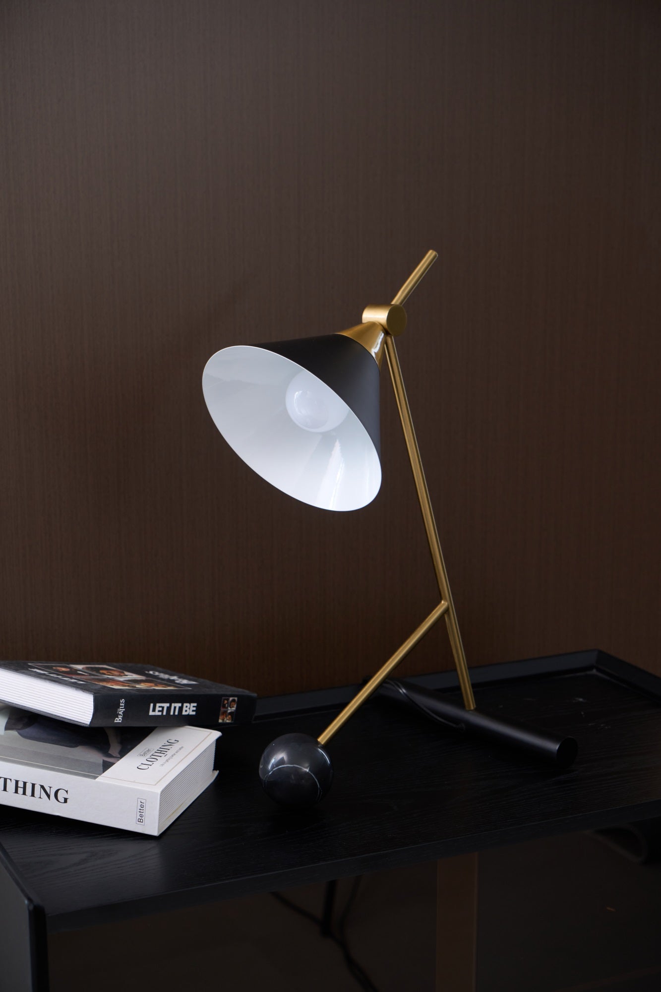Avelo Marble Geometric Table Lamp-Neutral Decor