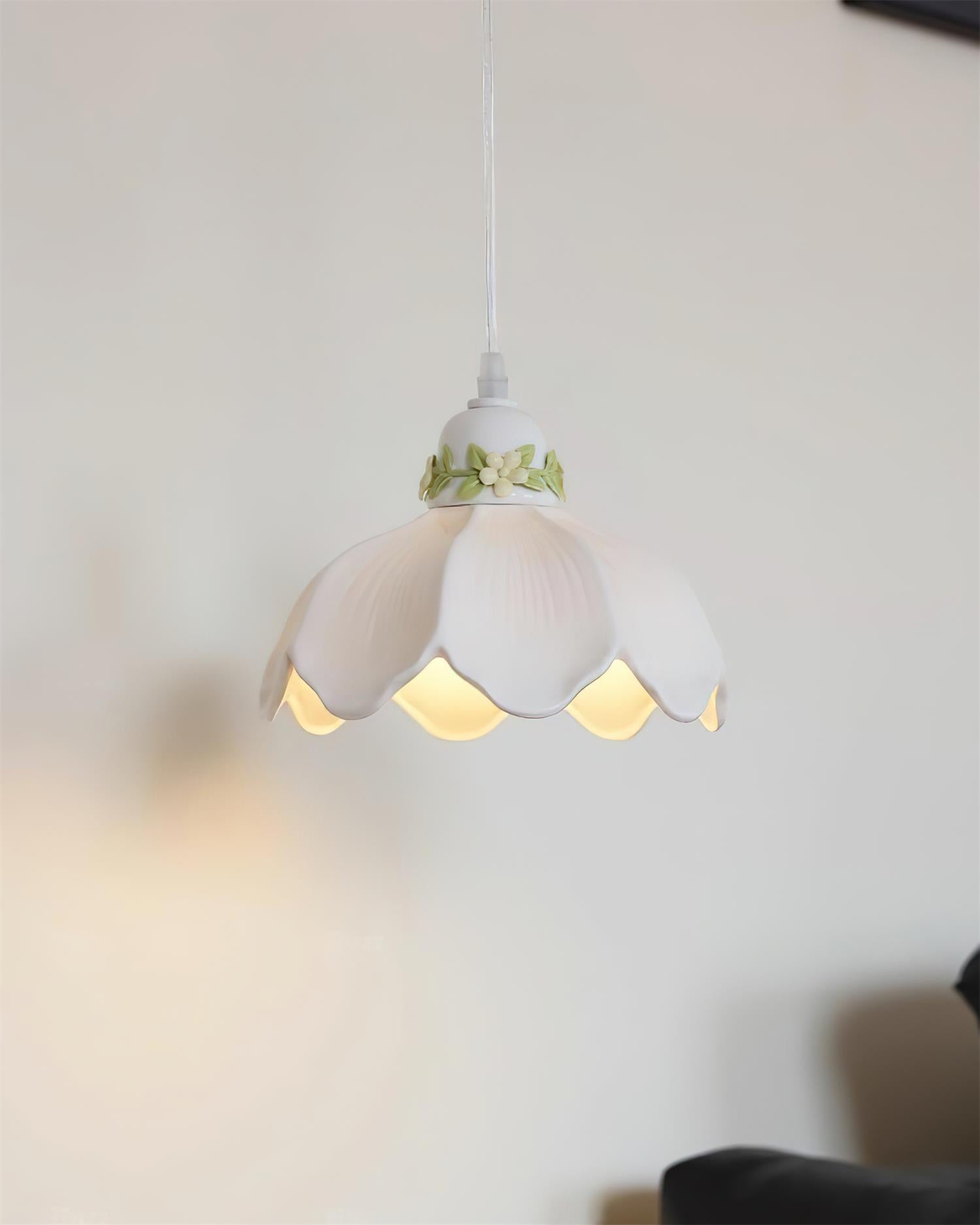 Elowen Pendant Light