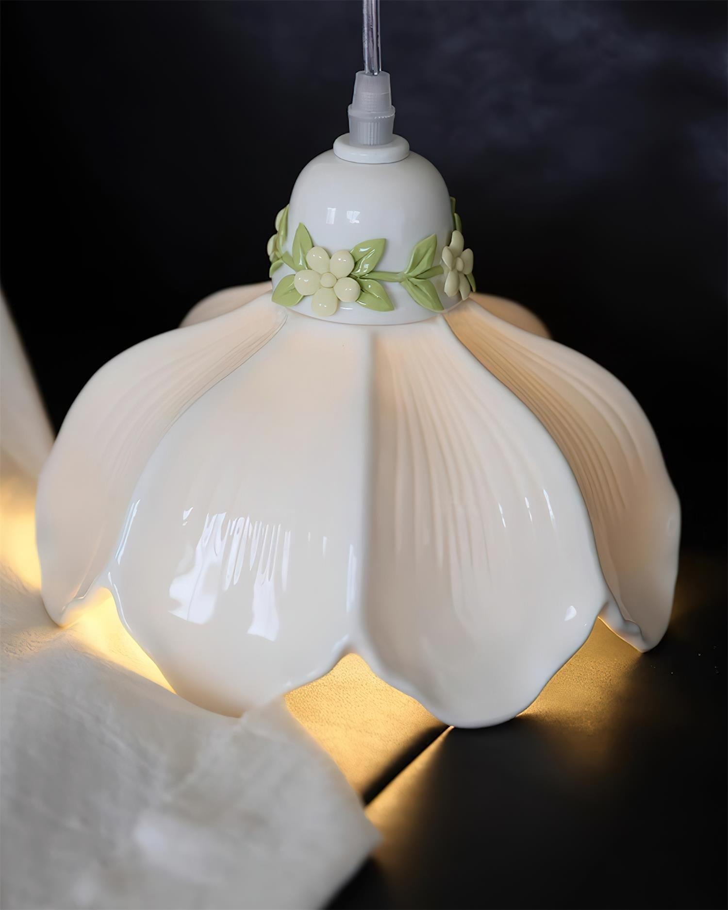 Elowen Pendant Light