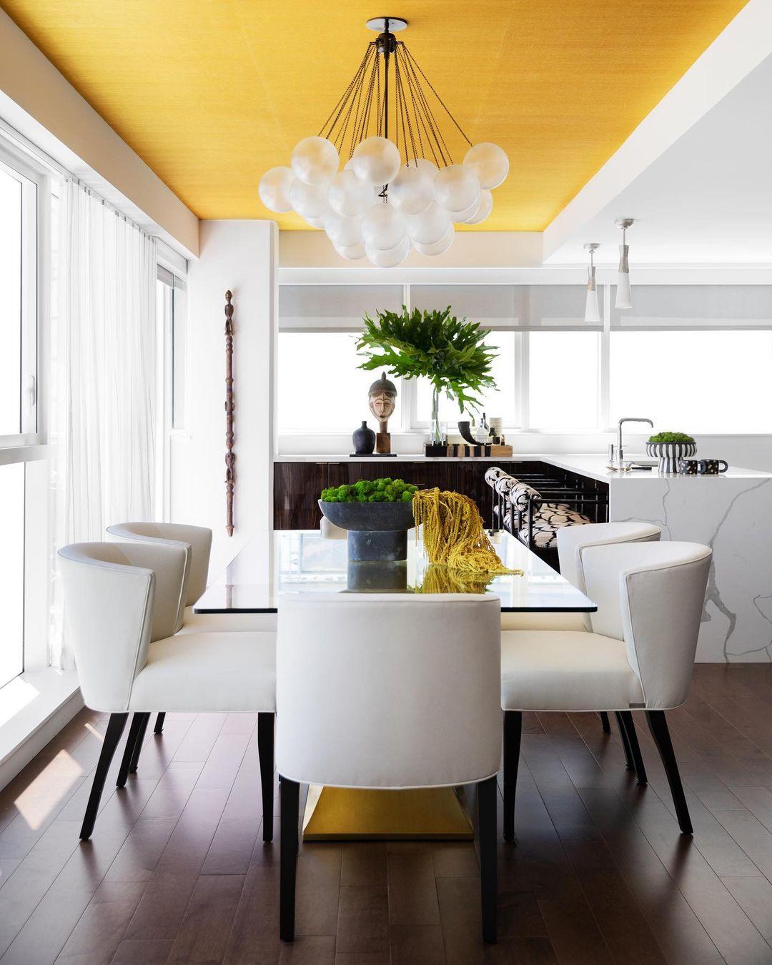Lustra Chandelier Bubble Frosted Glass-Neutral Decor