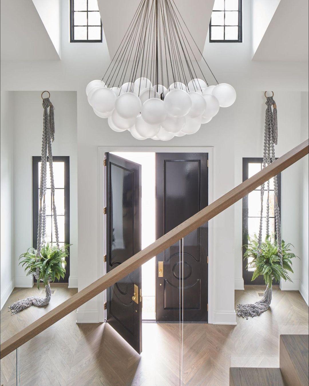 Lustra Chandelier Bubble Frosted Glass-Neutral Decor