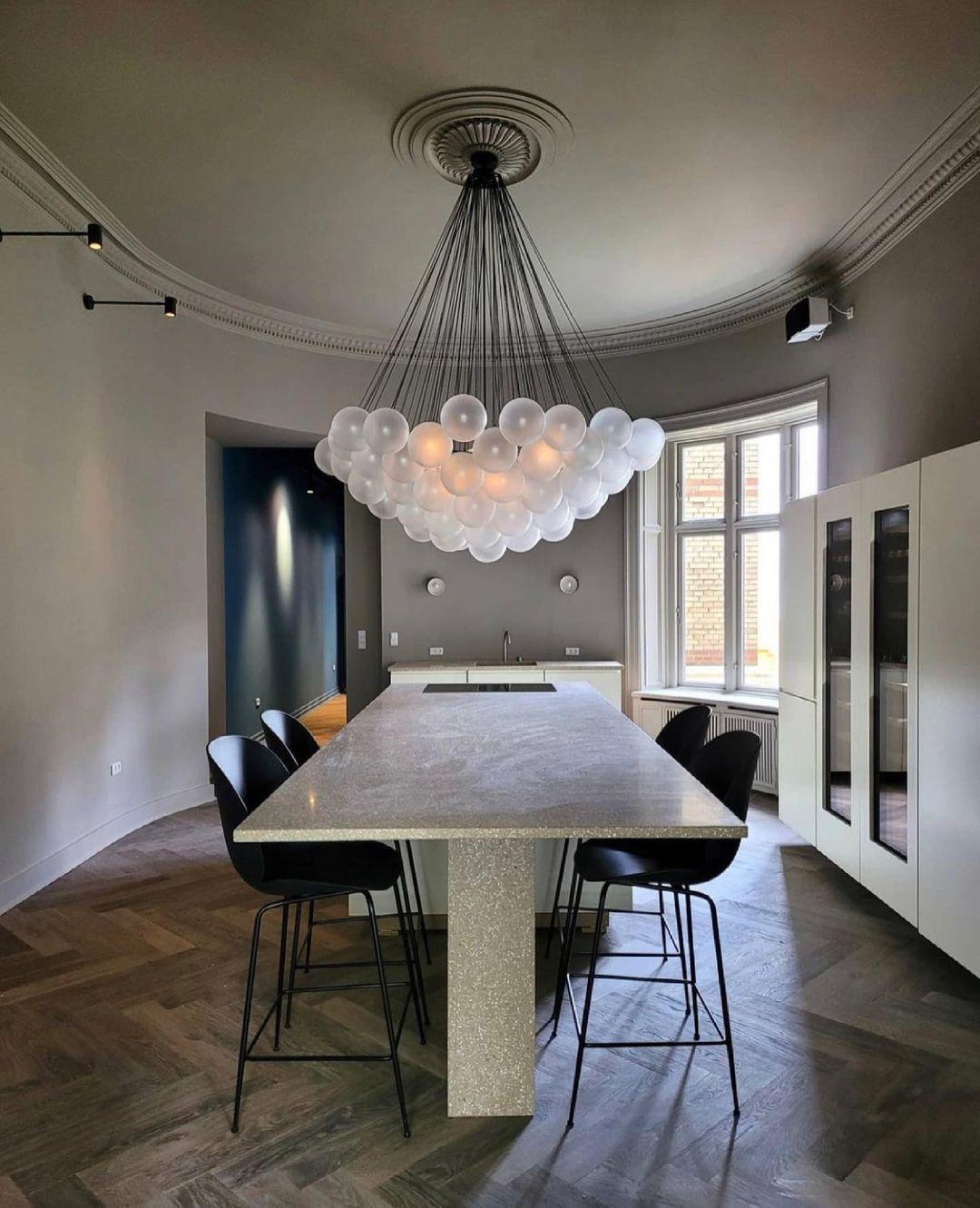 Lustra Chandelier Bubble Frosted Glass-Neutral Decor