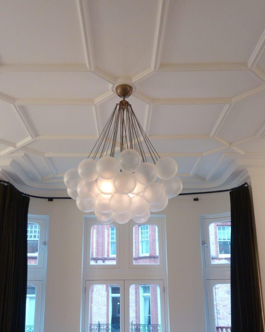 Lustra Chandelier Bubble Frosted Glass-Neutral Decor