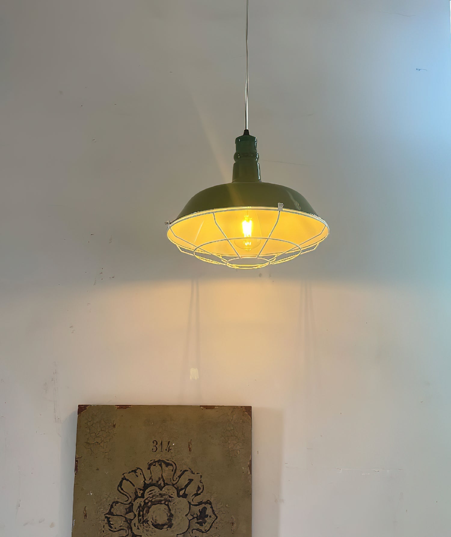 Voss Pendant Light