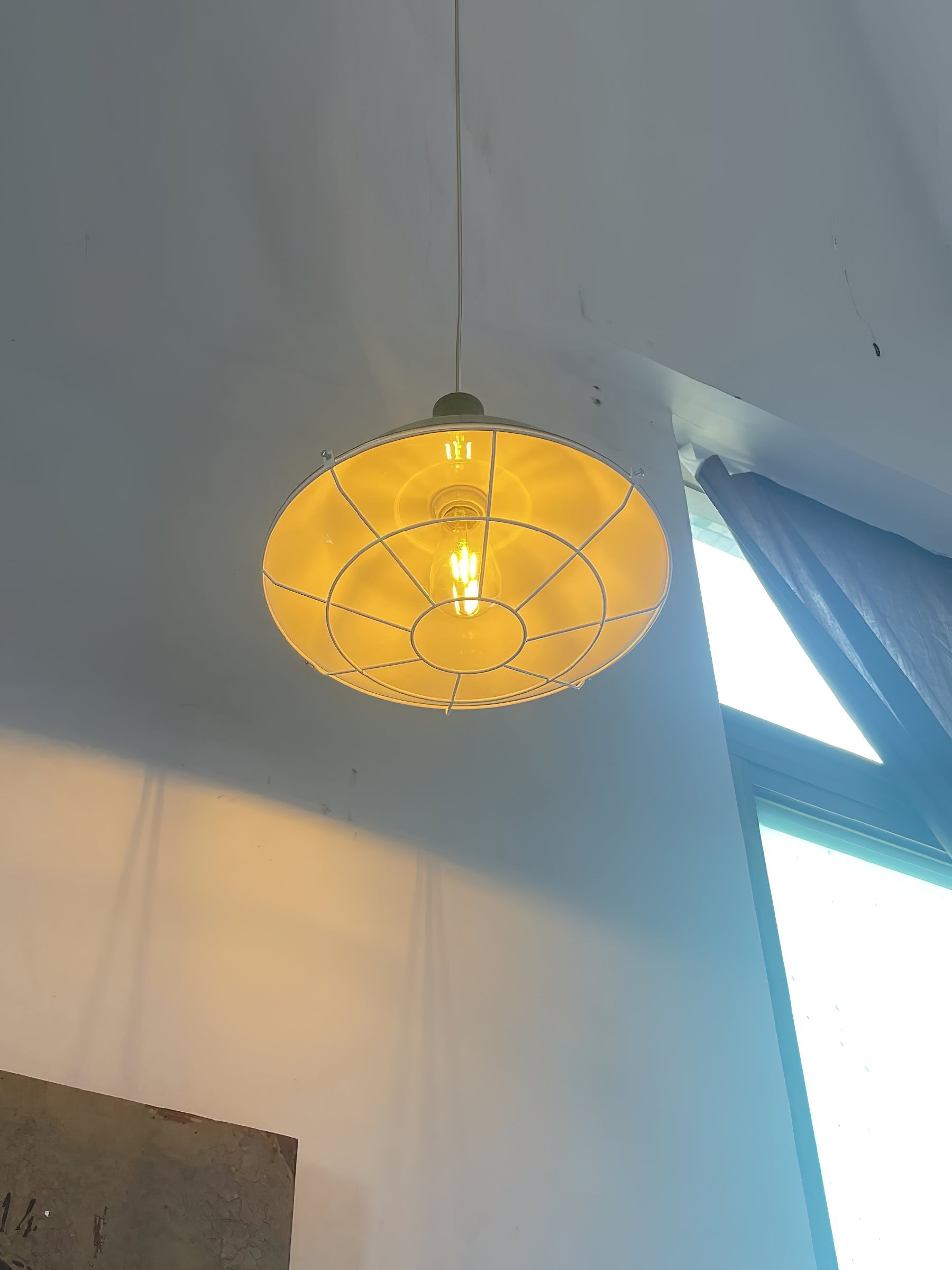 Voss Pendant Light